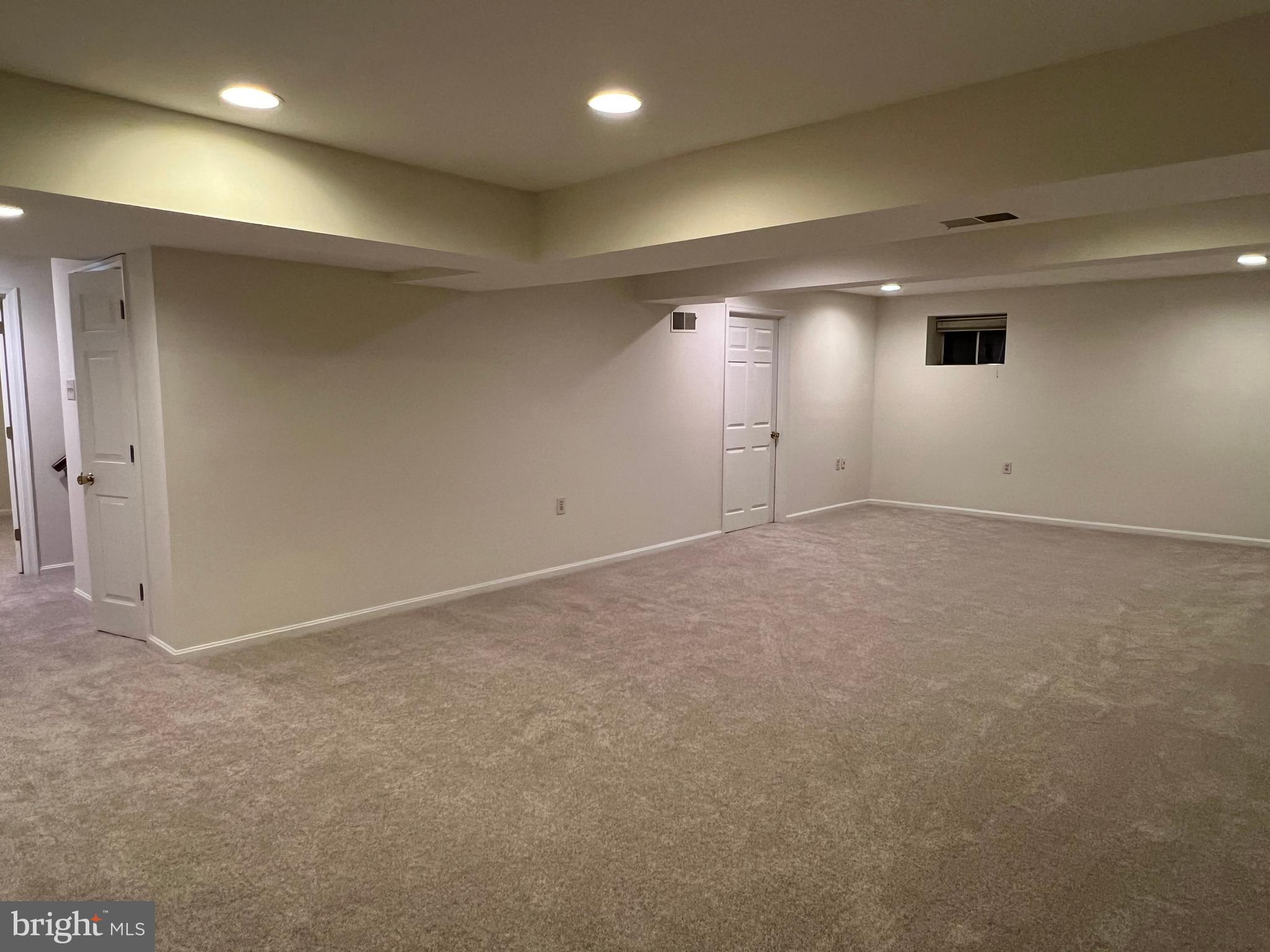 HICKORY CREEK - Residential Lease