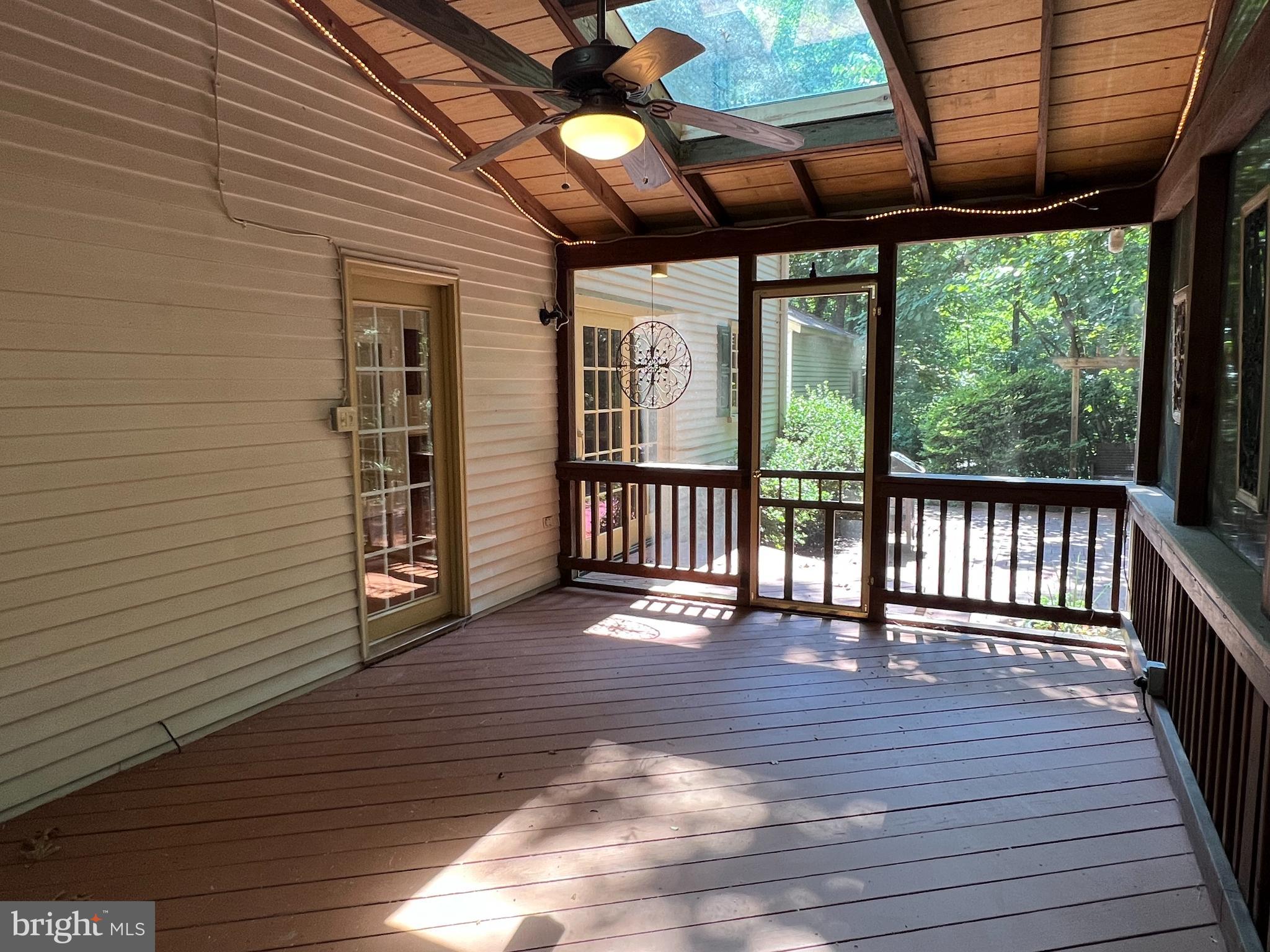 HICKORY CREEK - Residential Lease