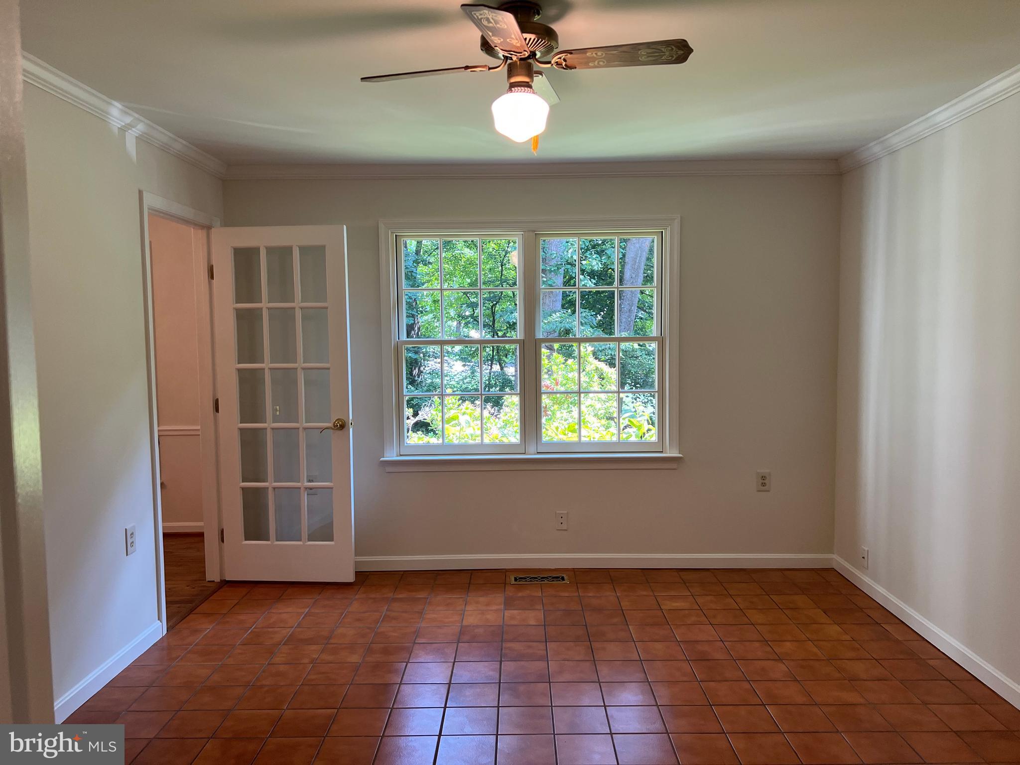 HICKORY CREEK - Residential Lease