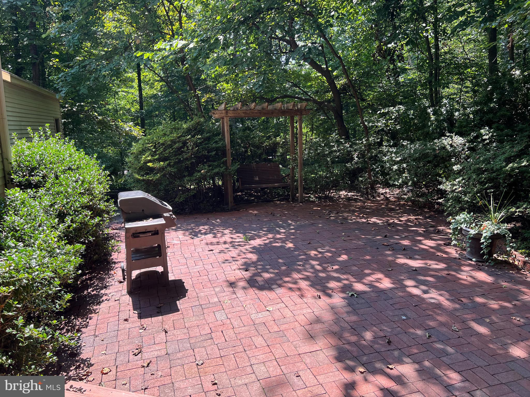 HICKORY CREEK - Residential Lease