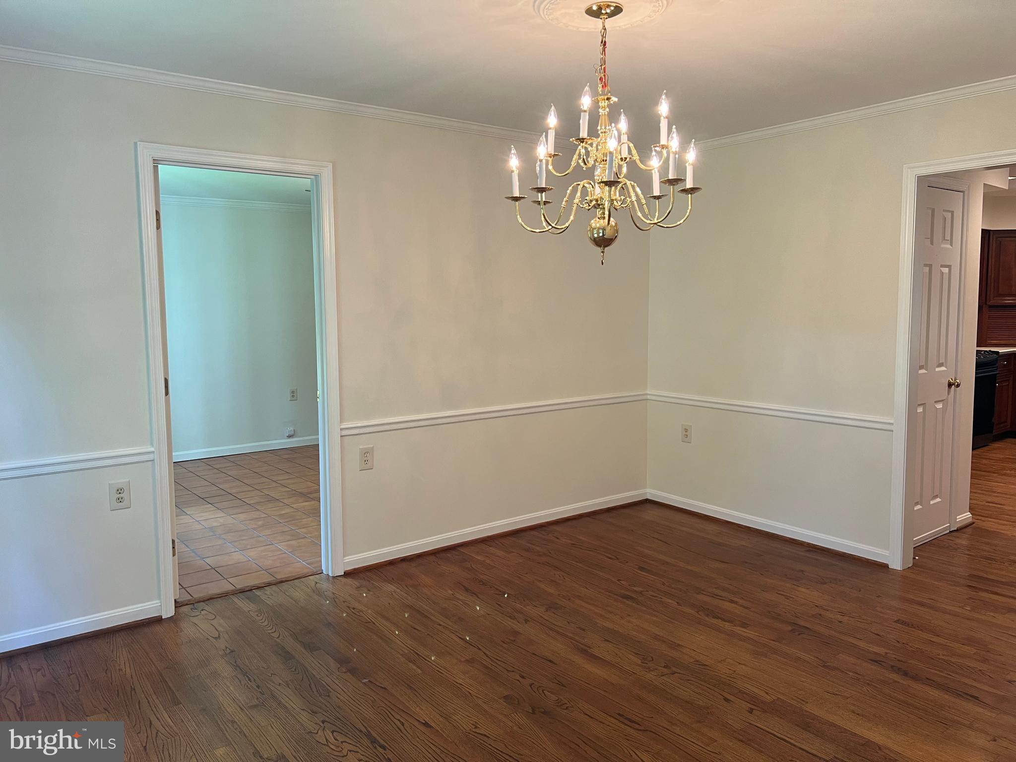 HICKORY CREEK - Residential Lease