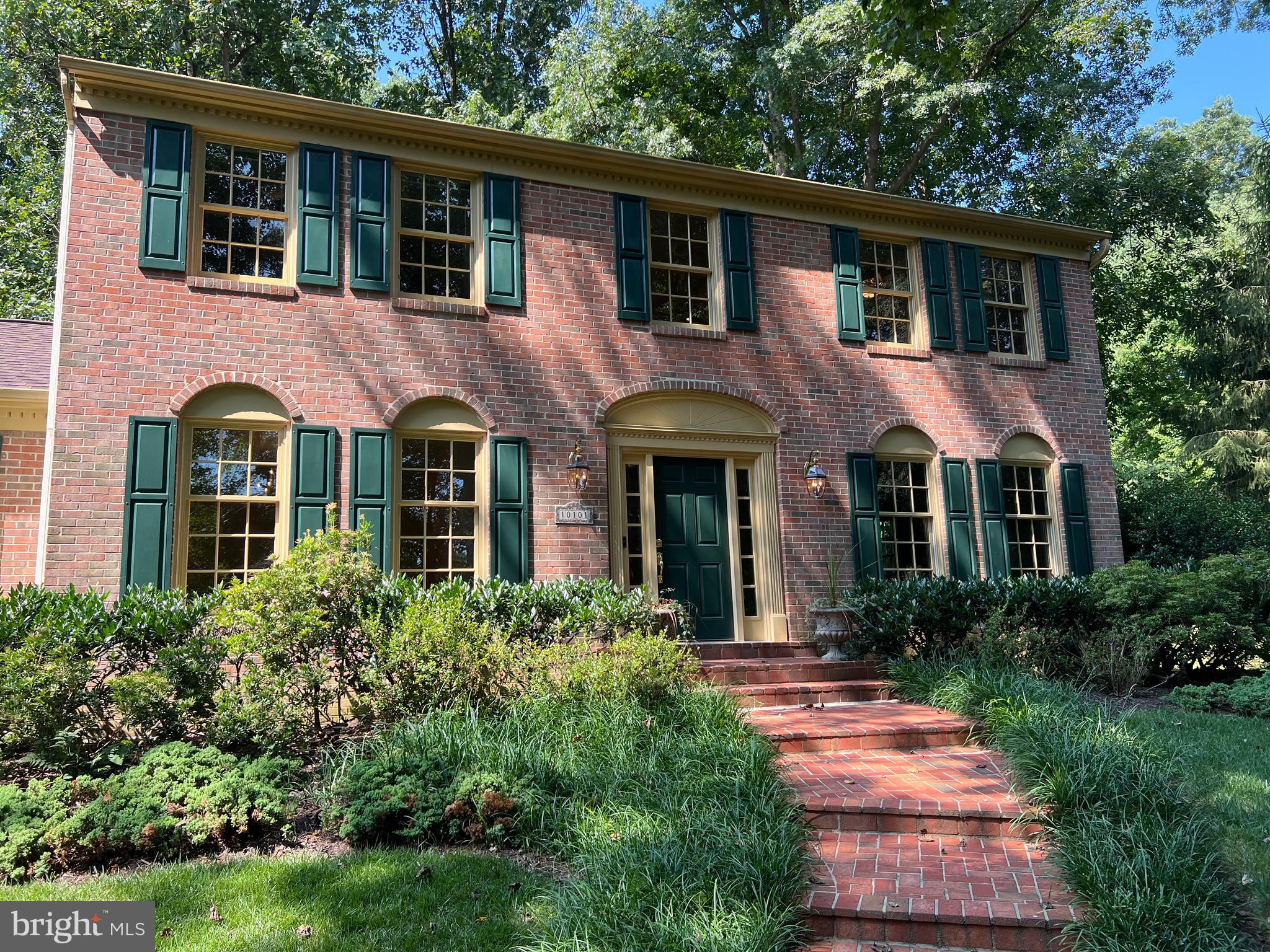 HICKORY CREEK - Residential Lease