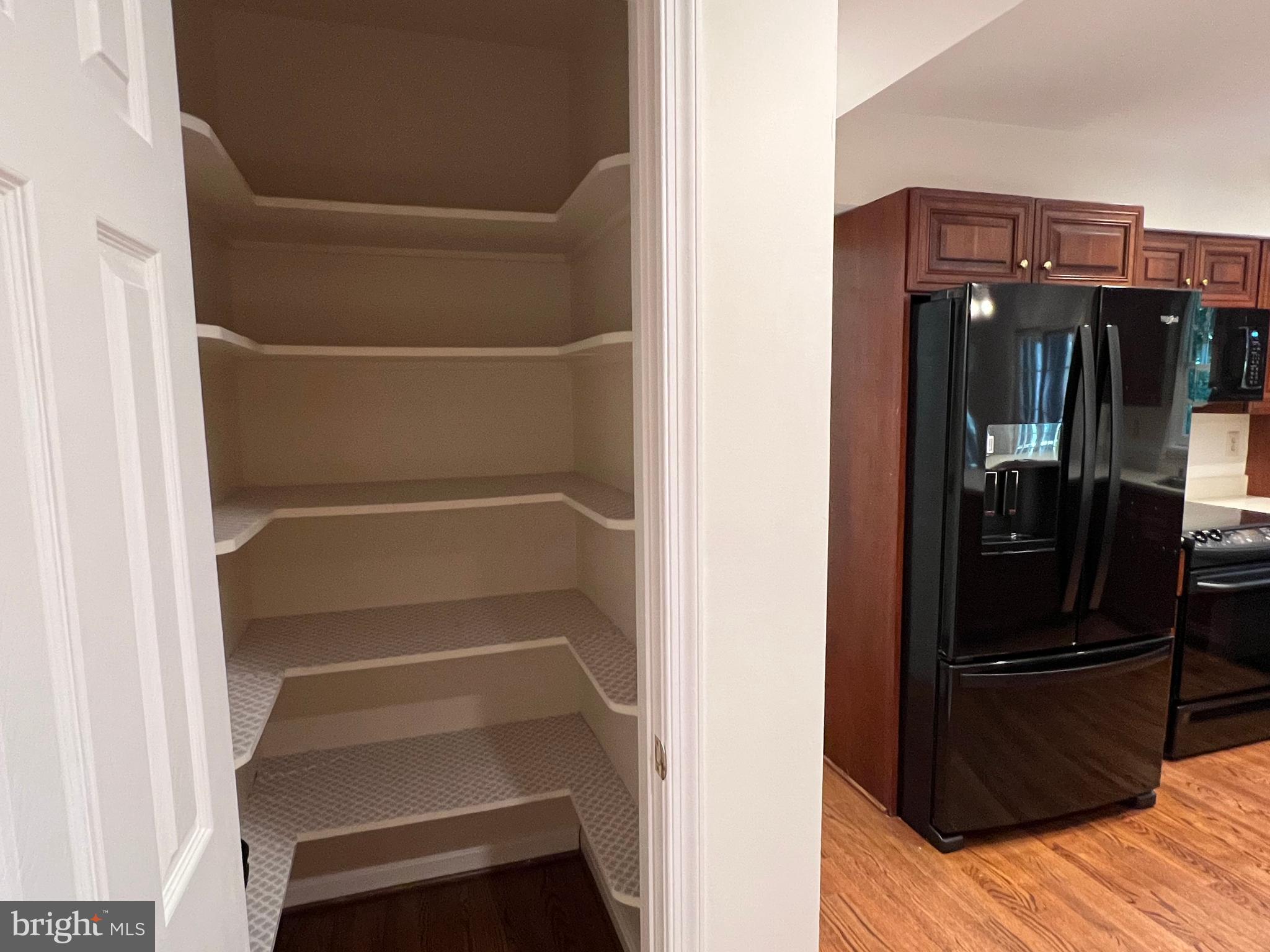 HICKORY CREEK - Residential Lease