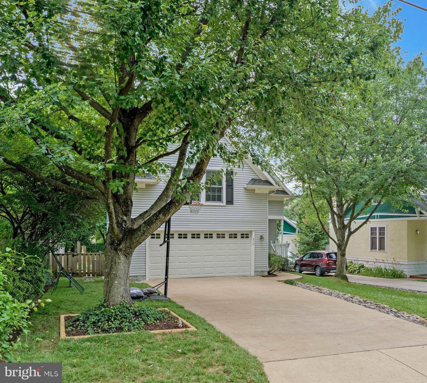 WOODLAND - Residential