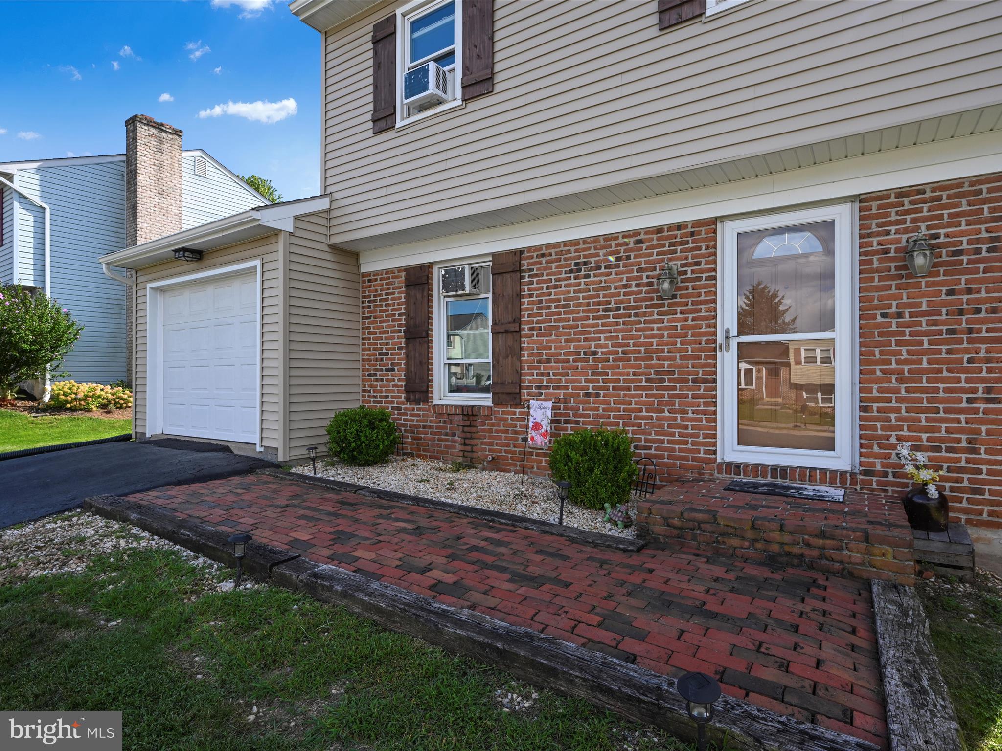 221 MARION TERRACE