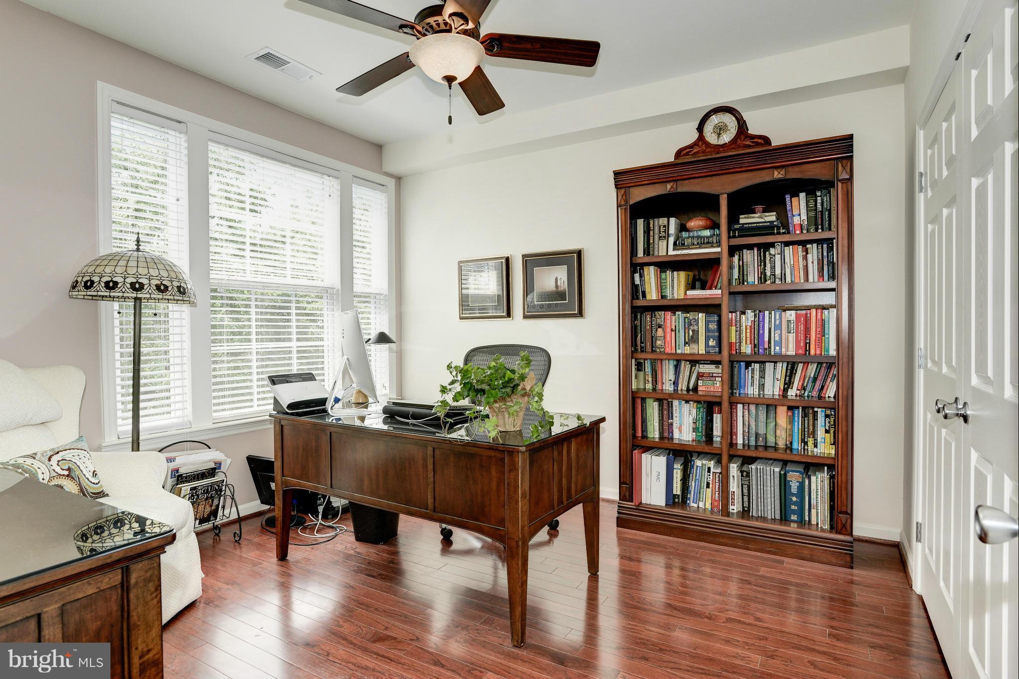 THE COLONNADE AT KENTLANDS - Residential