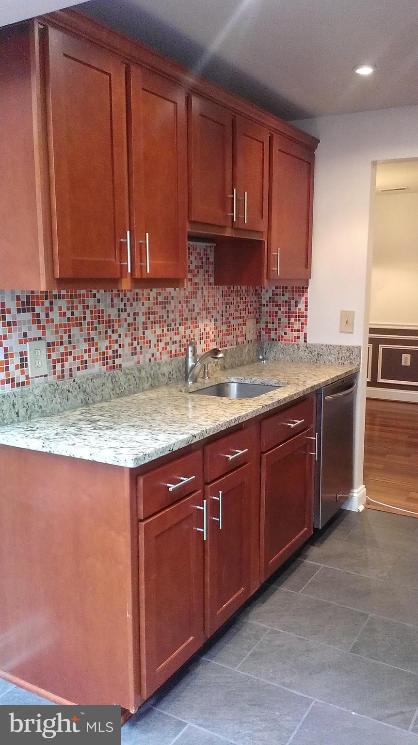 FARMINGDALE - Residential Lease