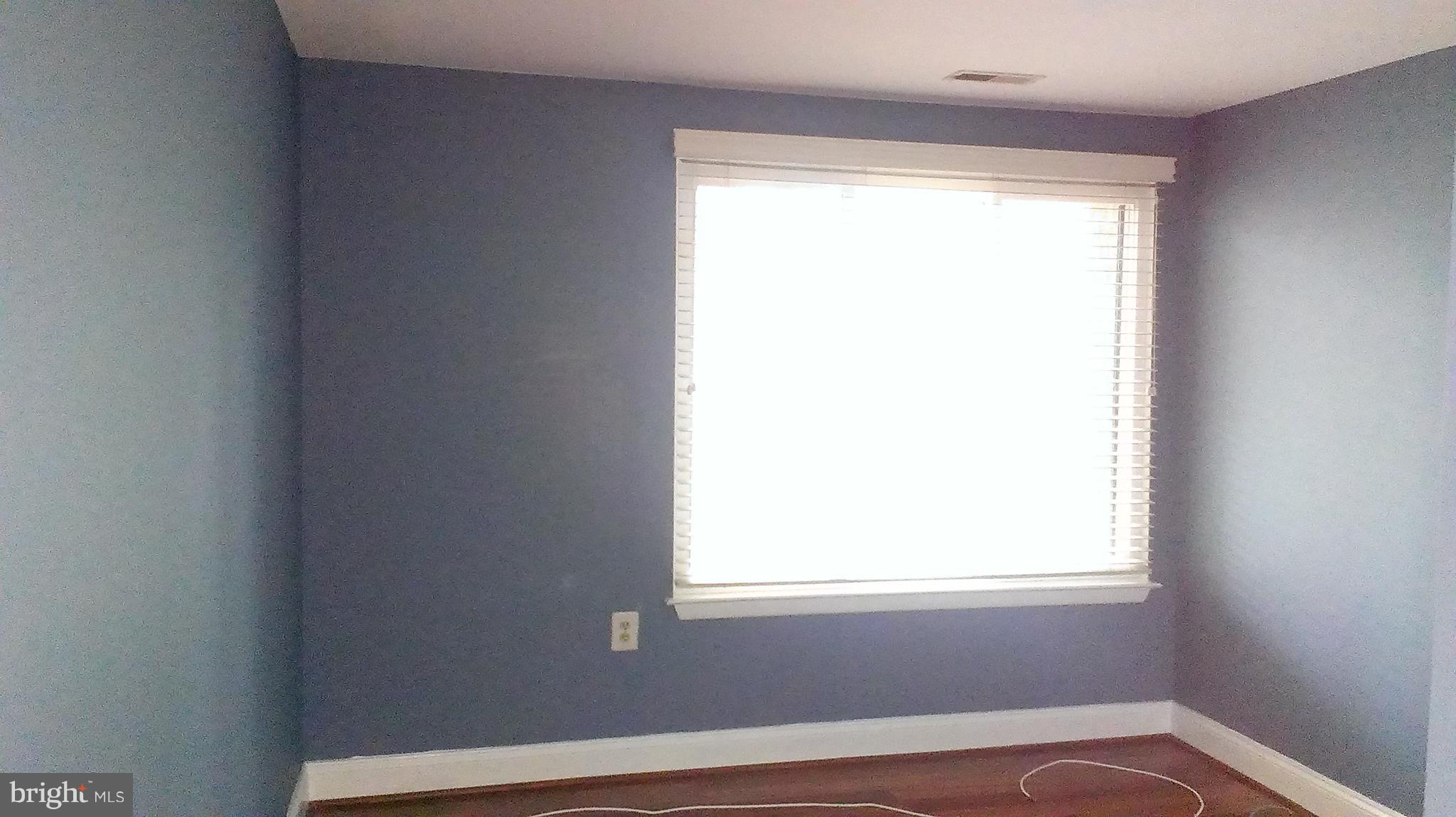 FARMINGDALE - Residential Lease