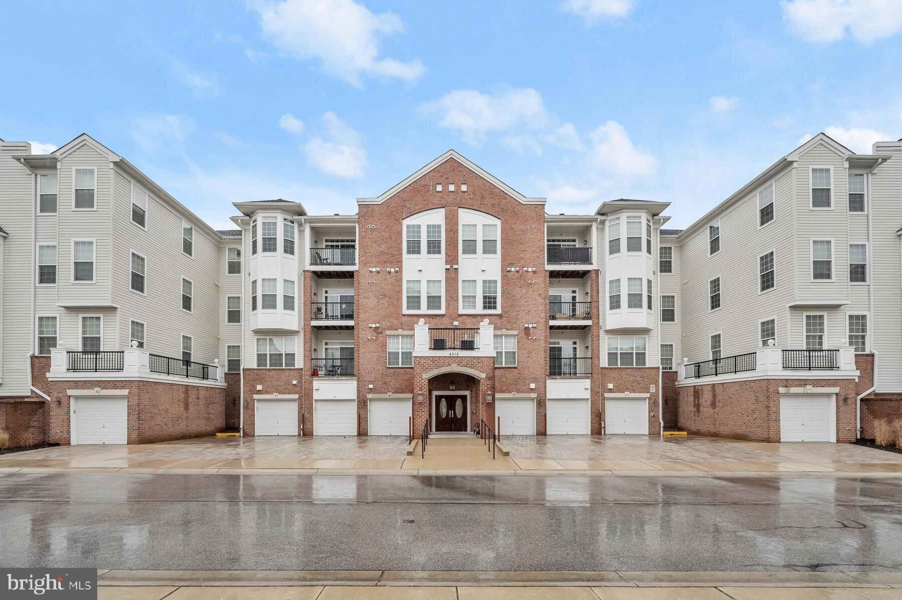 GATHERINGS AT JEFFERSON PLACE - Residential