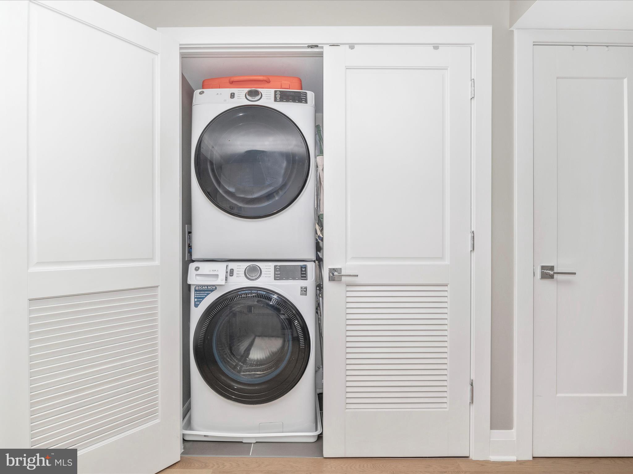 OLD TOWN ALEXANDRIA - Residential