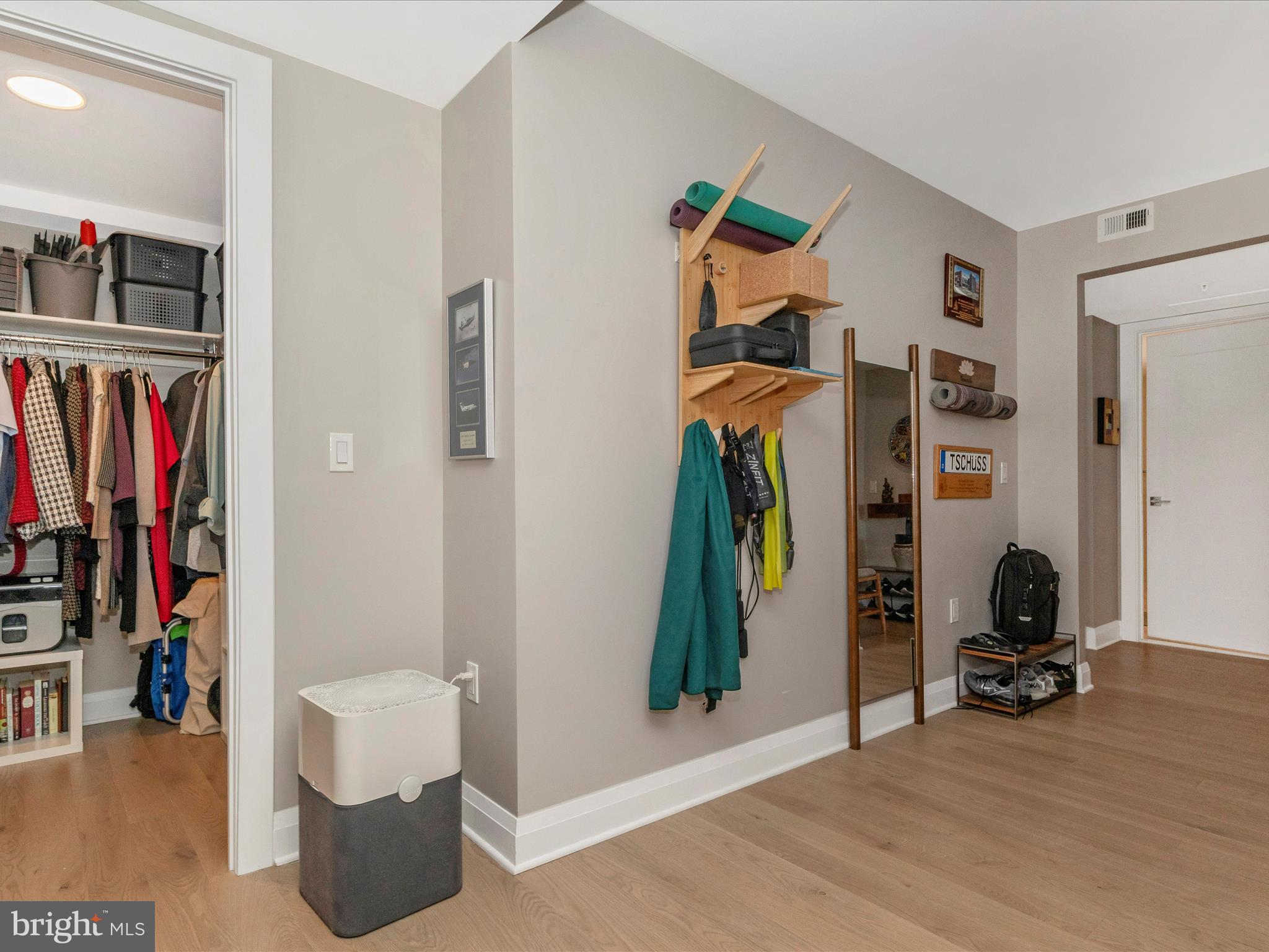 OLD TOWN ALEXANDRIA - Residential