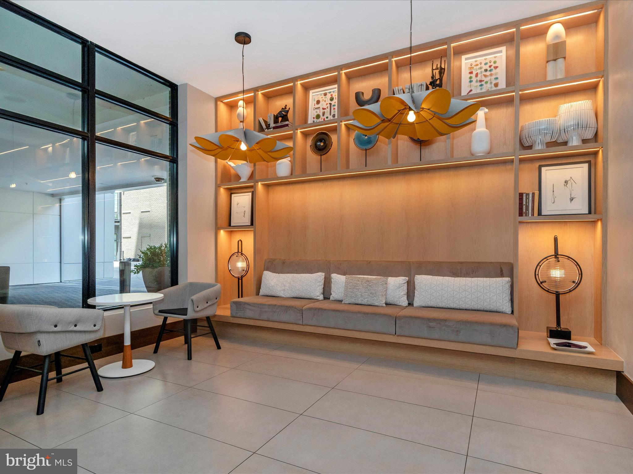 OLD TOWN ALEXANDRIA - Residential