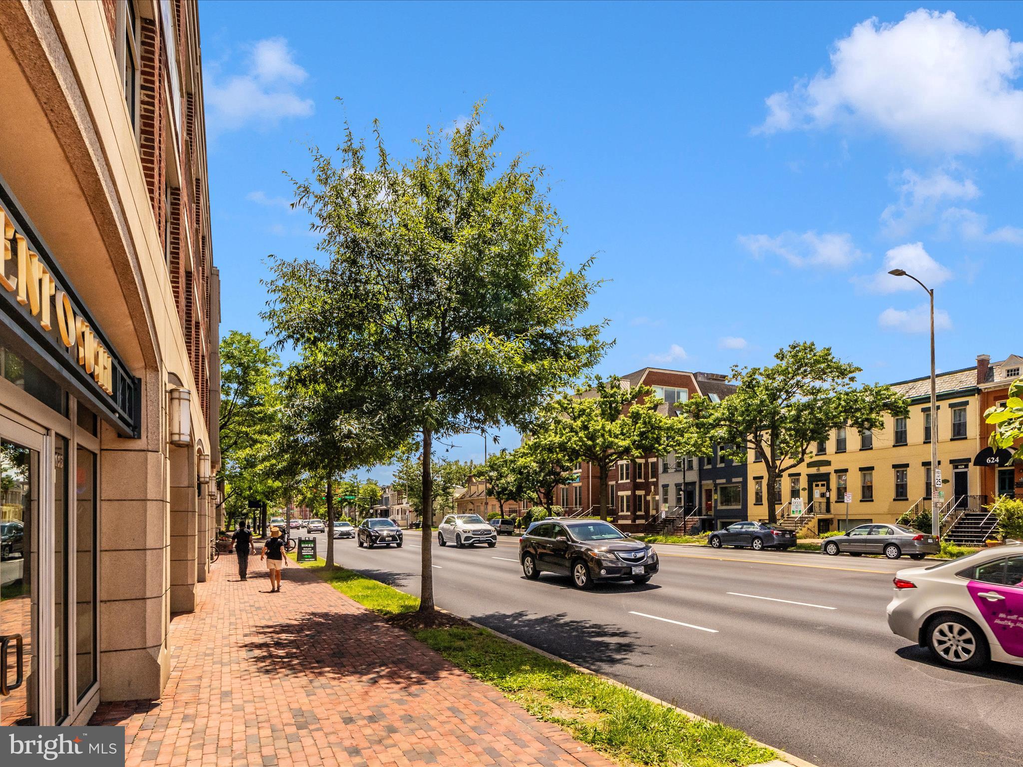 OLD TOWN ALEXANDRIA - Residential