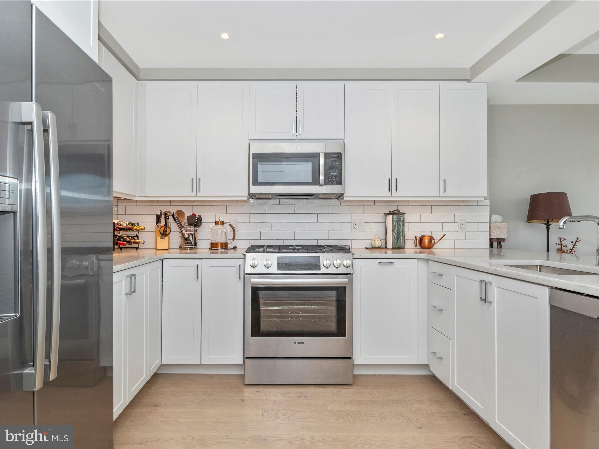 OLD TOWN ALEXANDRIA - Residential