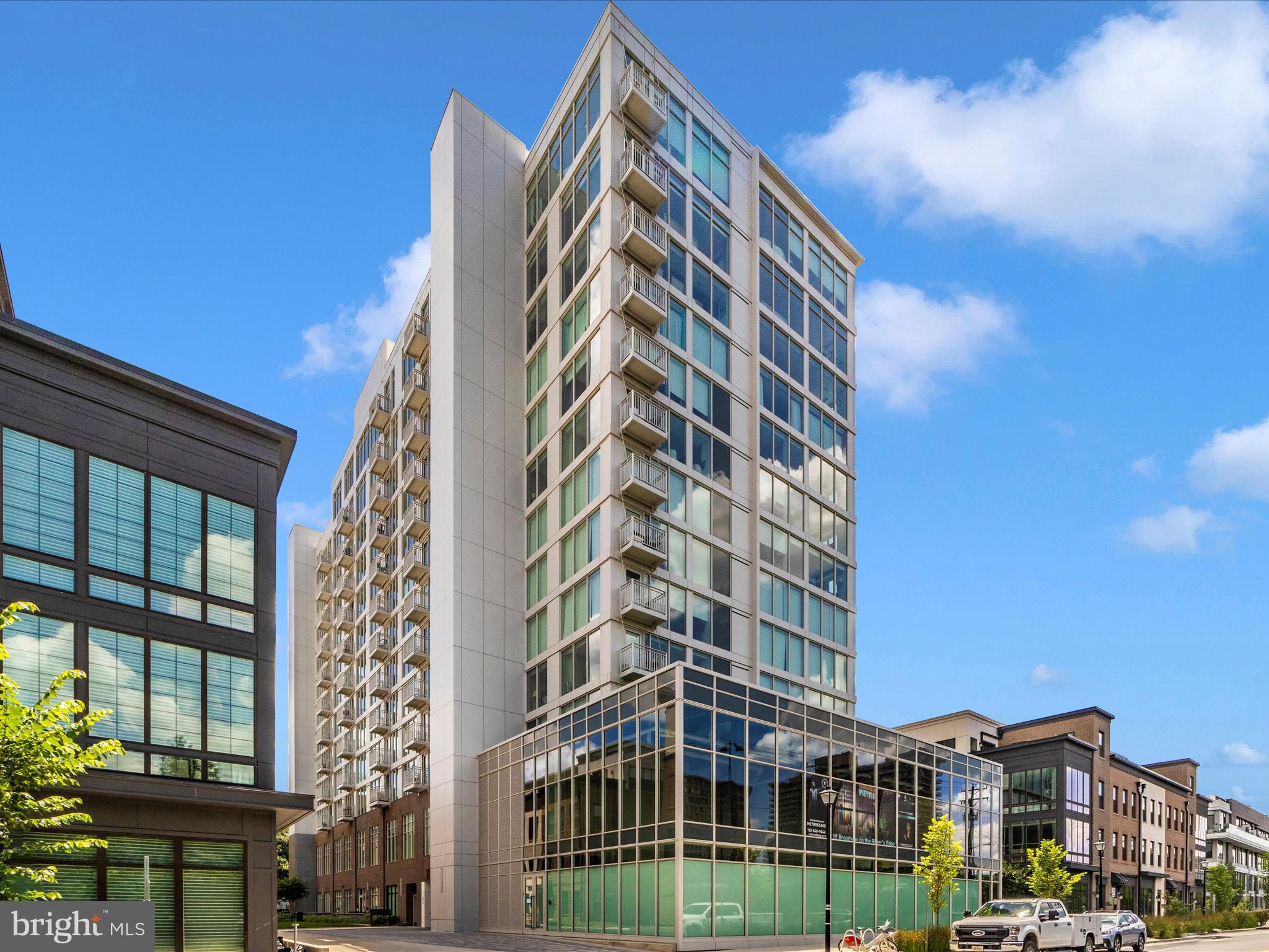 OLD TOWN ALEXANDRIA - Residential