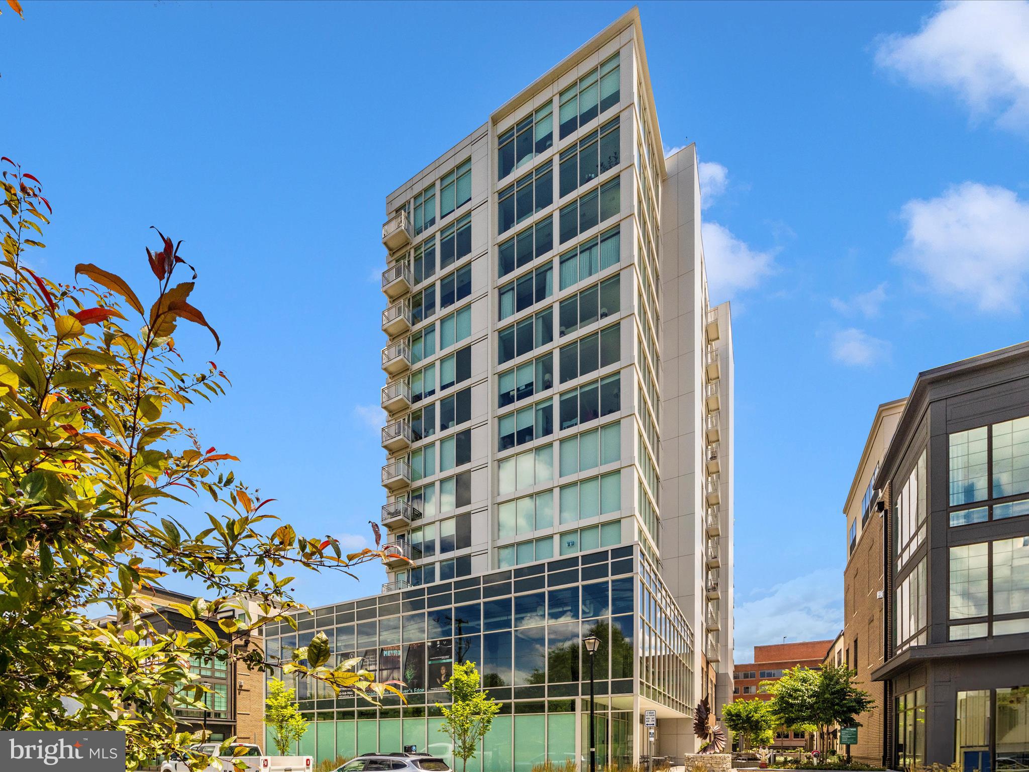 OLD TOWN ALEXANDRIA - Residential