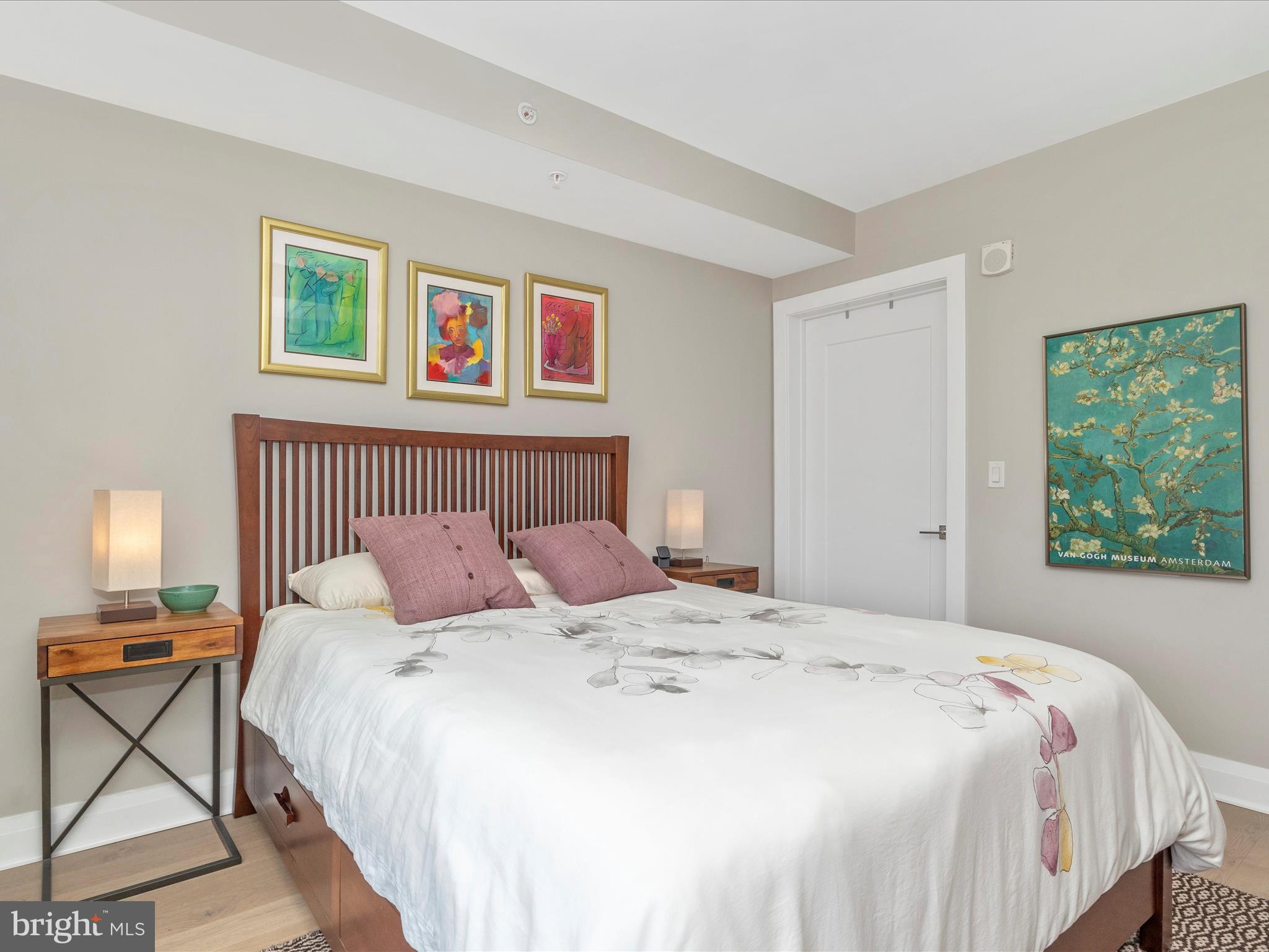 OLD TOWN ALEXANDRIA - Residential