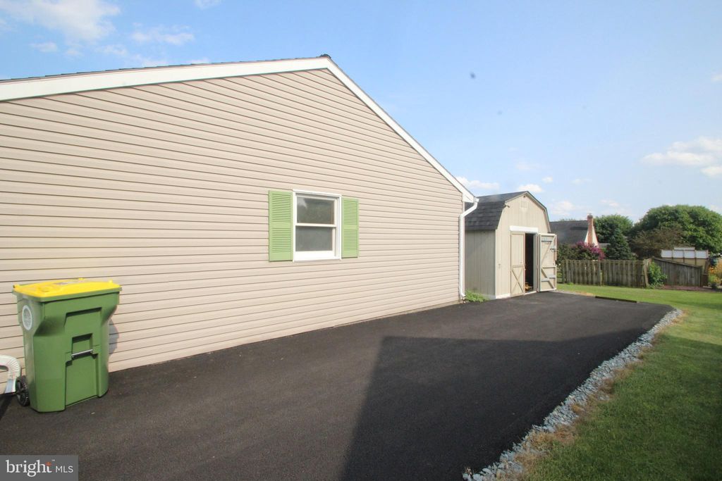 Photo of 214 E PENN GRANT RD, WILLOW STREET, PA 17584 (MLS # PALA2038756)