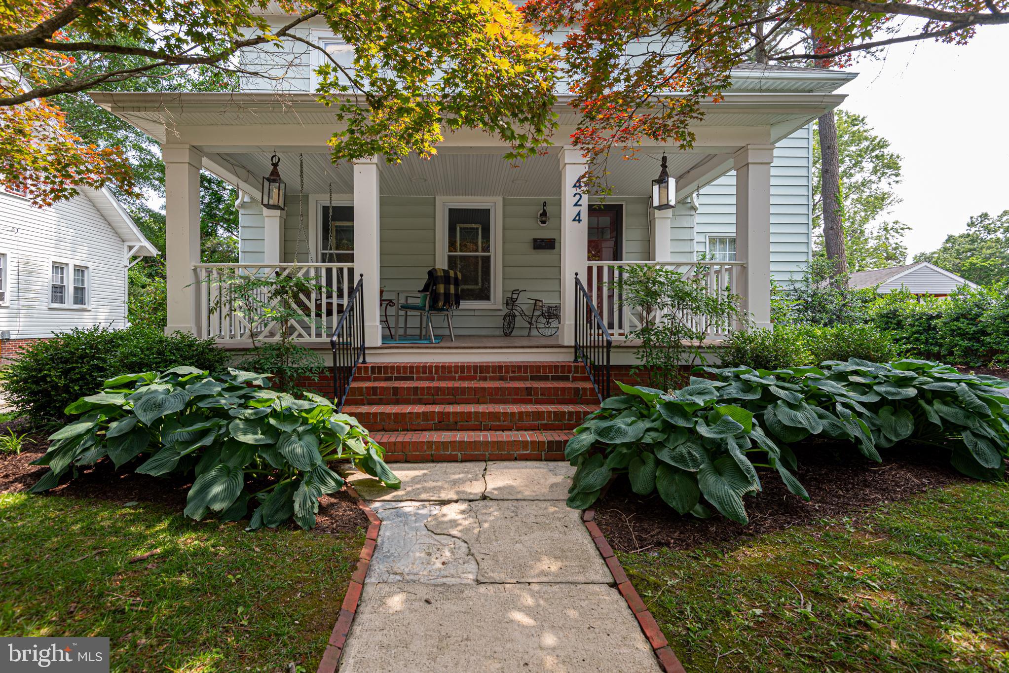 424 W COLLEGE AVENUE