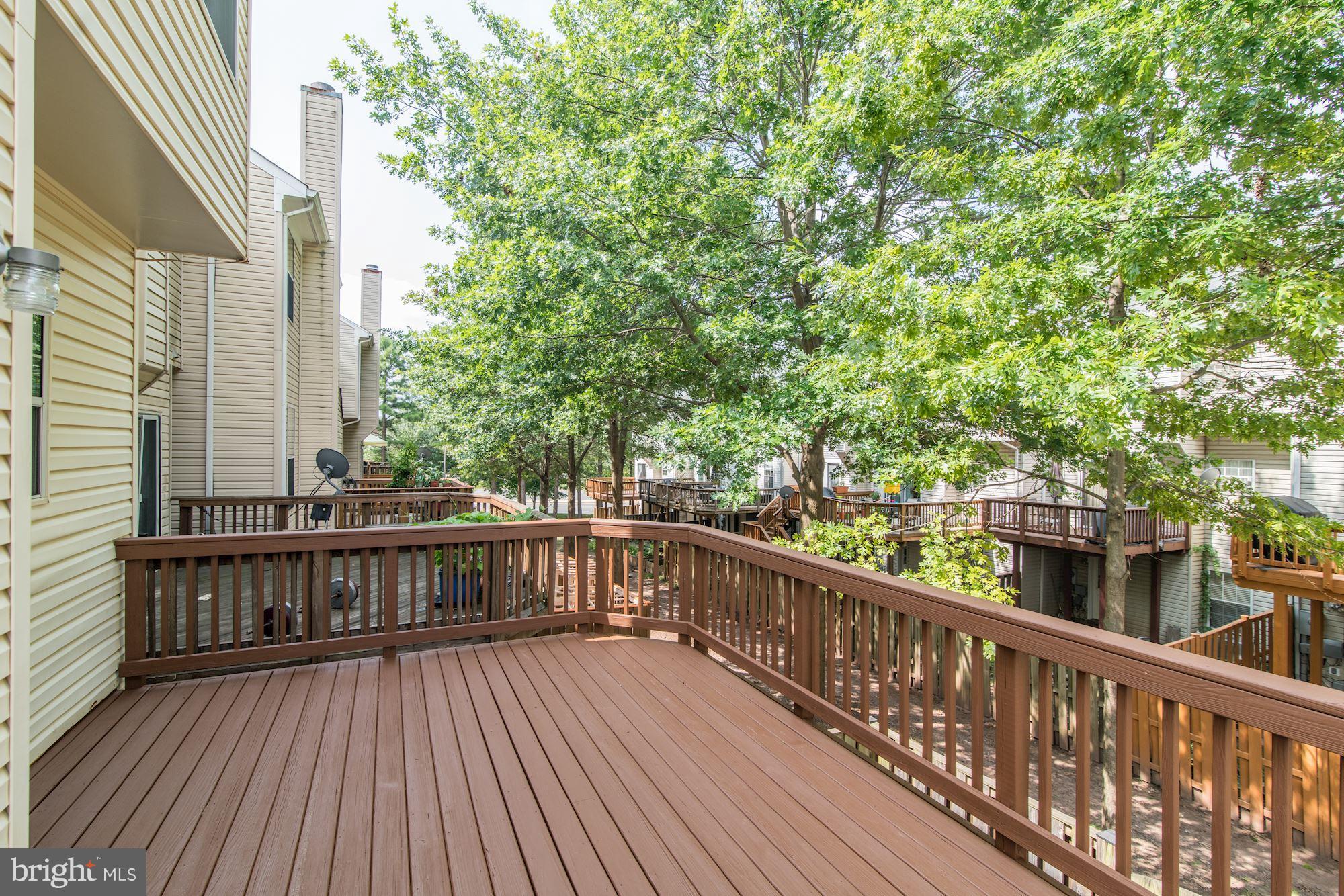 CENTRE RIDGE LAND BAY - Residential