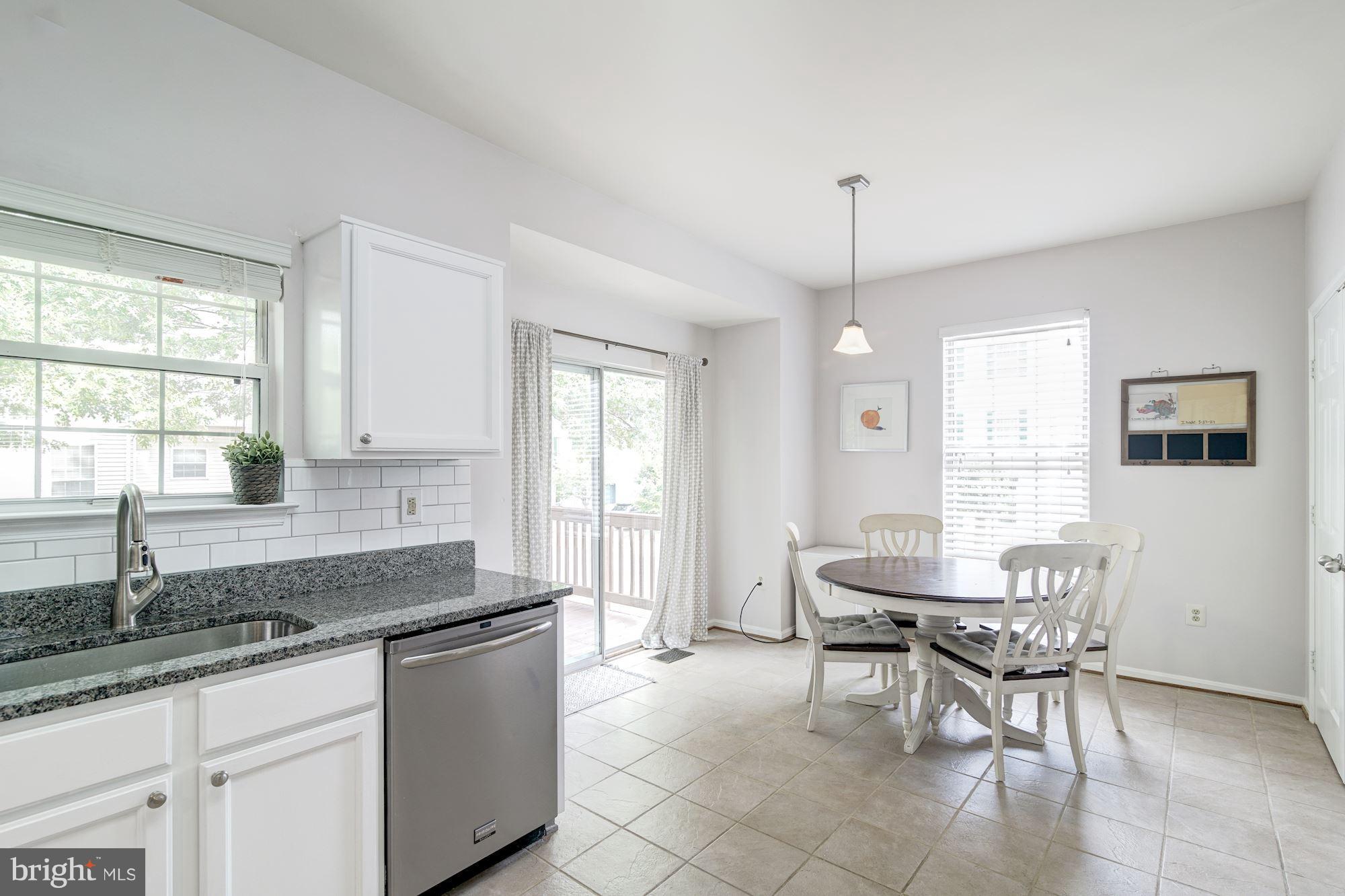 CENTRE RIDGE LAND BAY - Residential