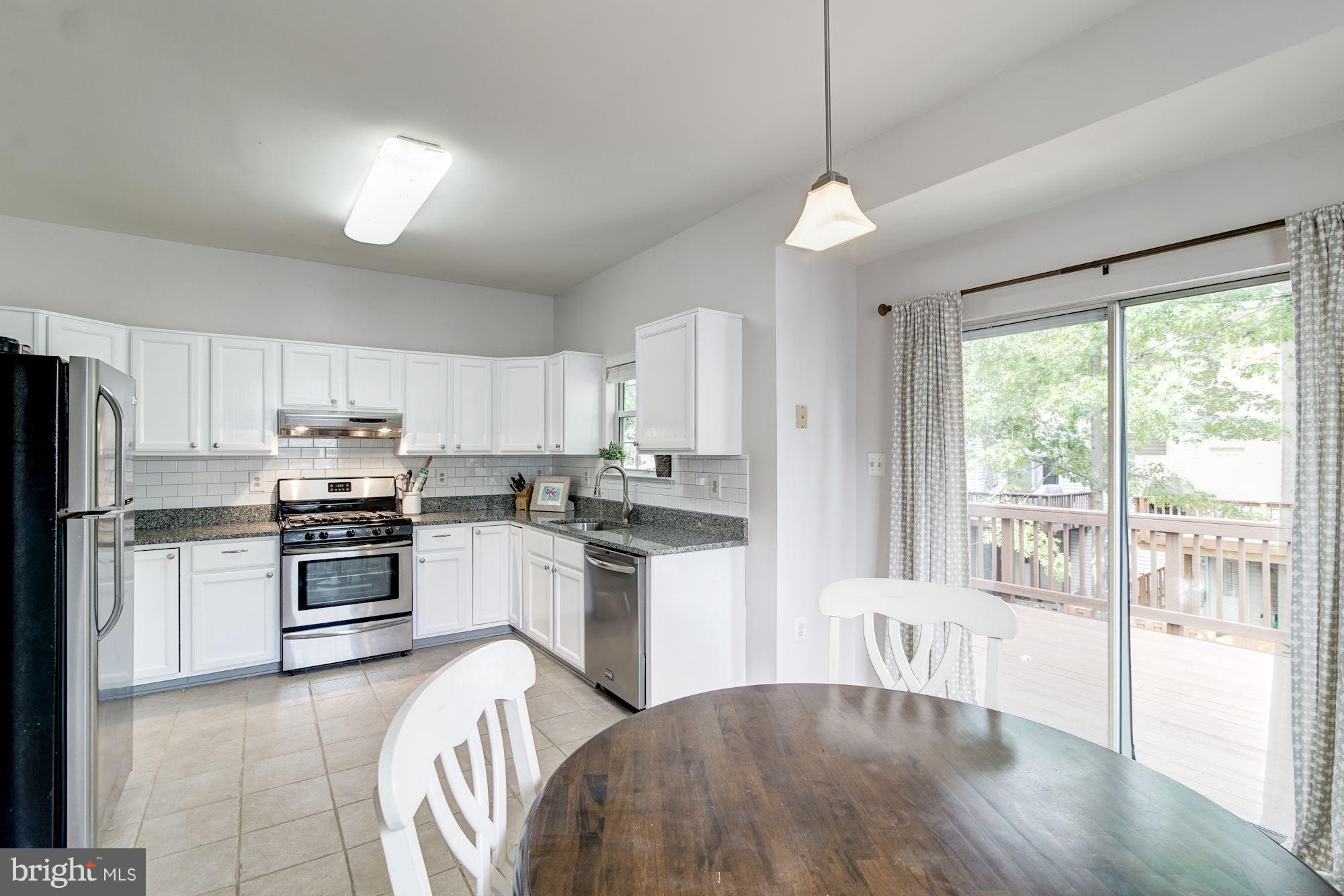 CENTRE RIDGE LAND BAY - Residential