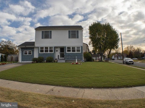 Homes For Sale - 109 Elton Avenue<br/> HAMILTON, NJ 08620