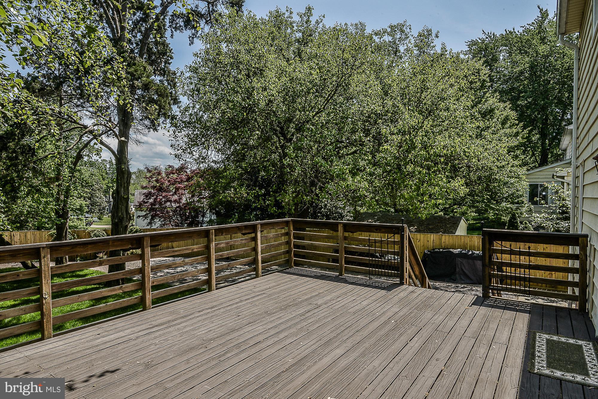 HAYFIELD FARM - Residential