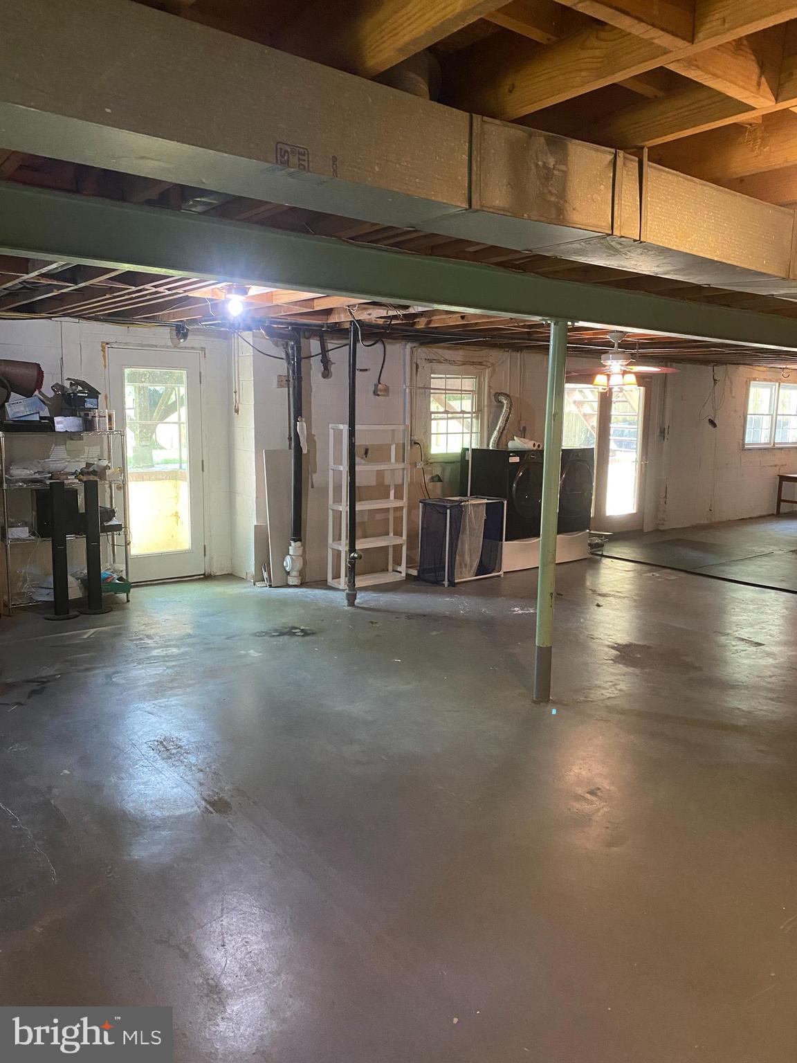 HAYFIELD FARM - Residential