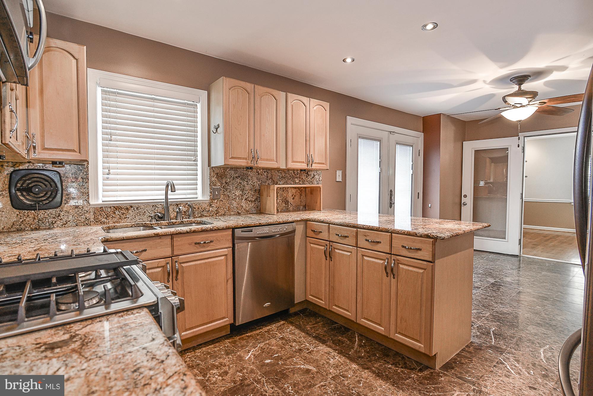 HAYFIELD FARM - Residential