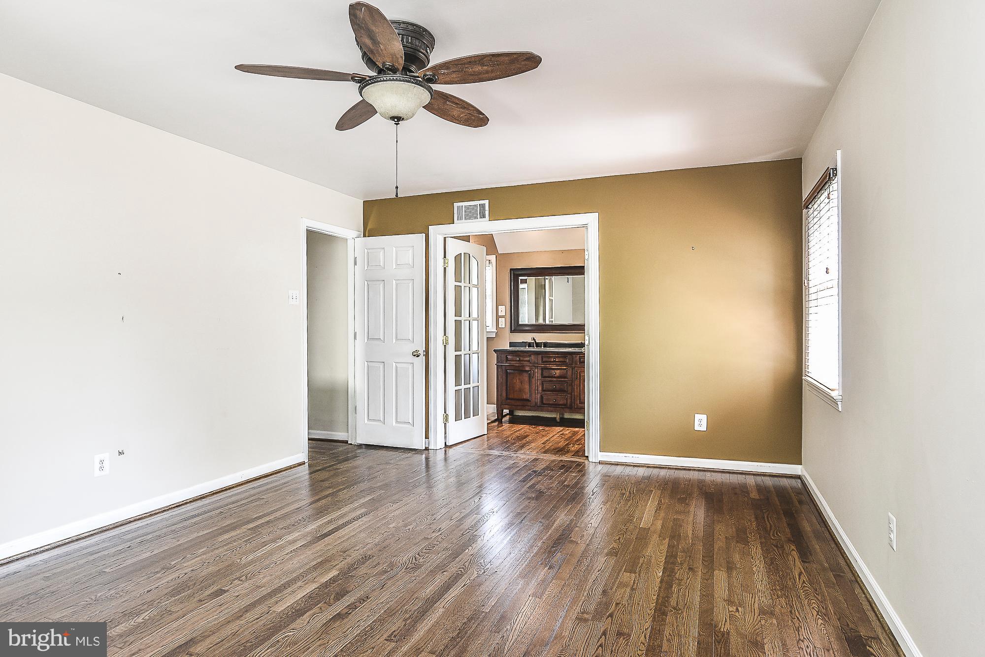 HAYFIELD FARM - Residential