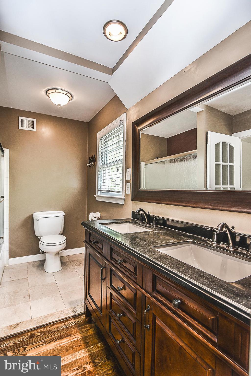 HAYFIELD FARM - Residential