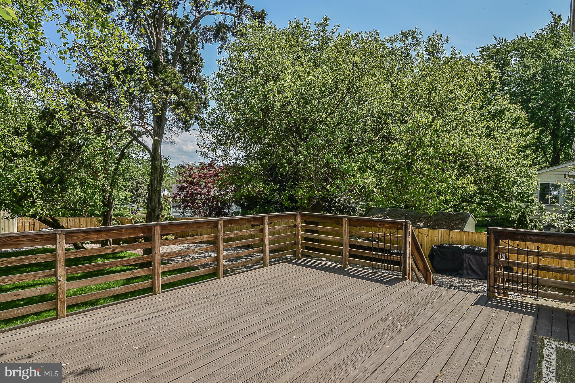 HAYFIELD FARM - Residential