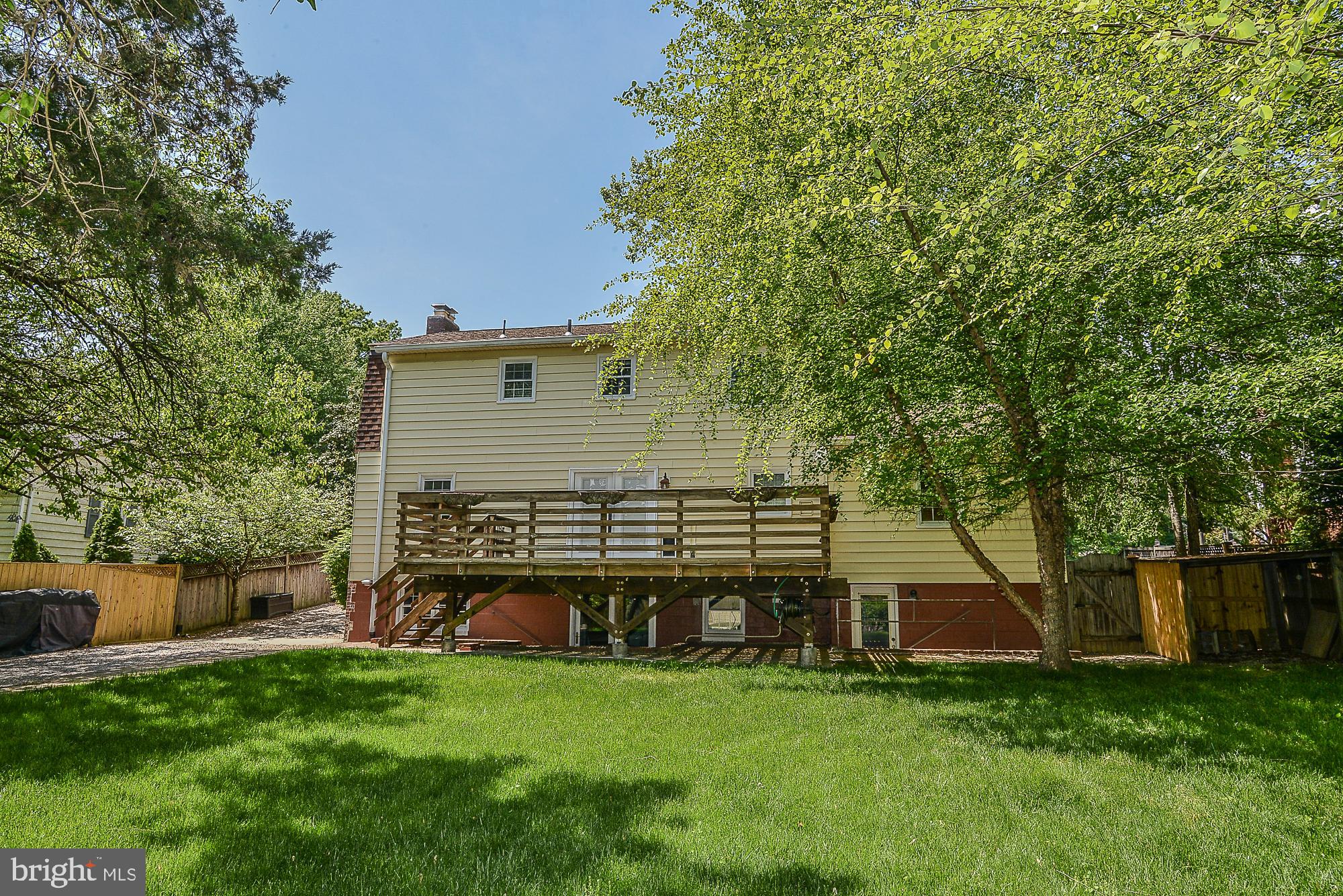 HAYFIELD FARM - Residential