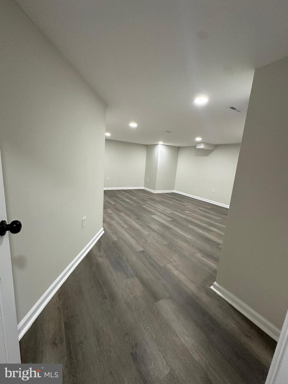 ASHBURN VILLAGE - Residential