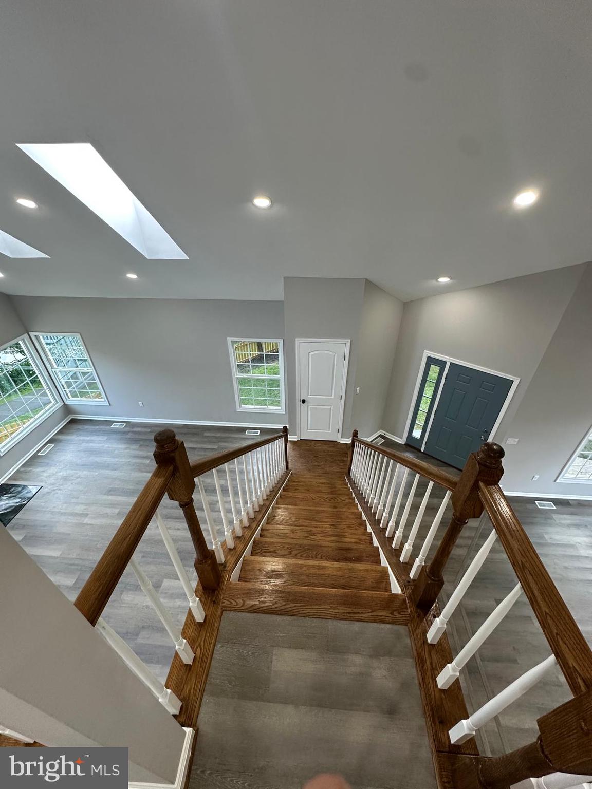 ASHBURN VILLAGE - Residential