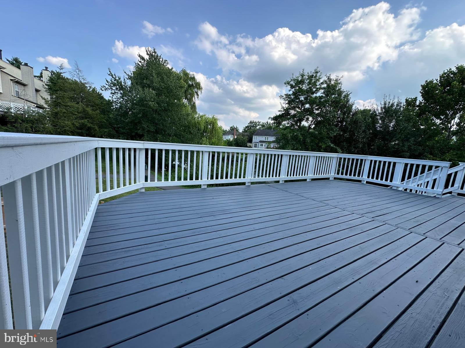 ASHBURN VILLAGE - Residential