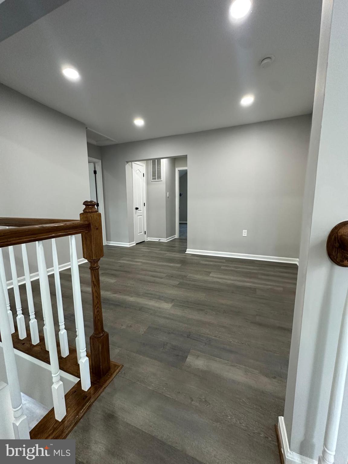 ASHBURN VILLAGE - Residential