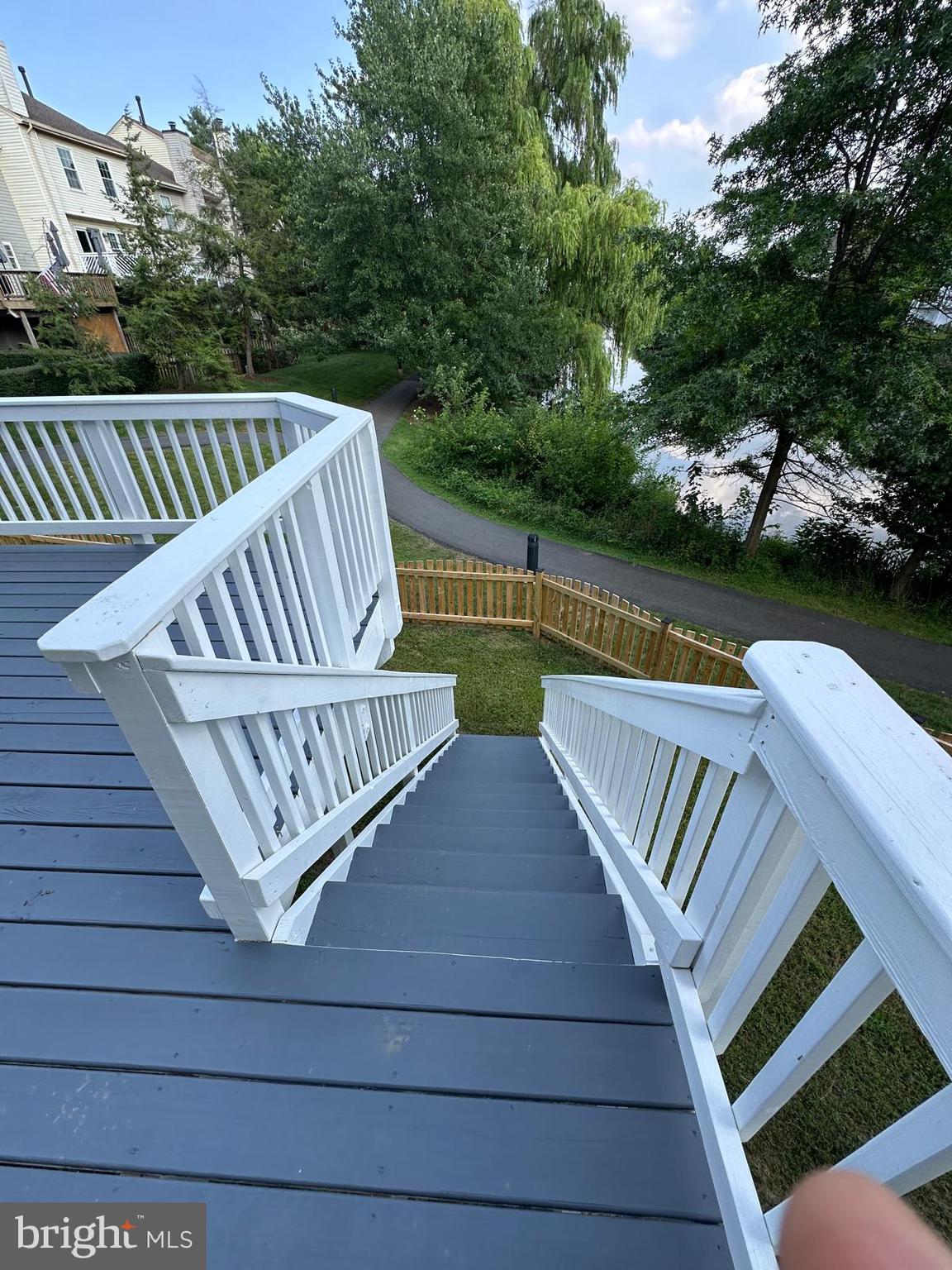 ASHBURN VILLAGE - Residential