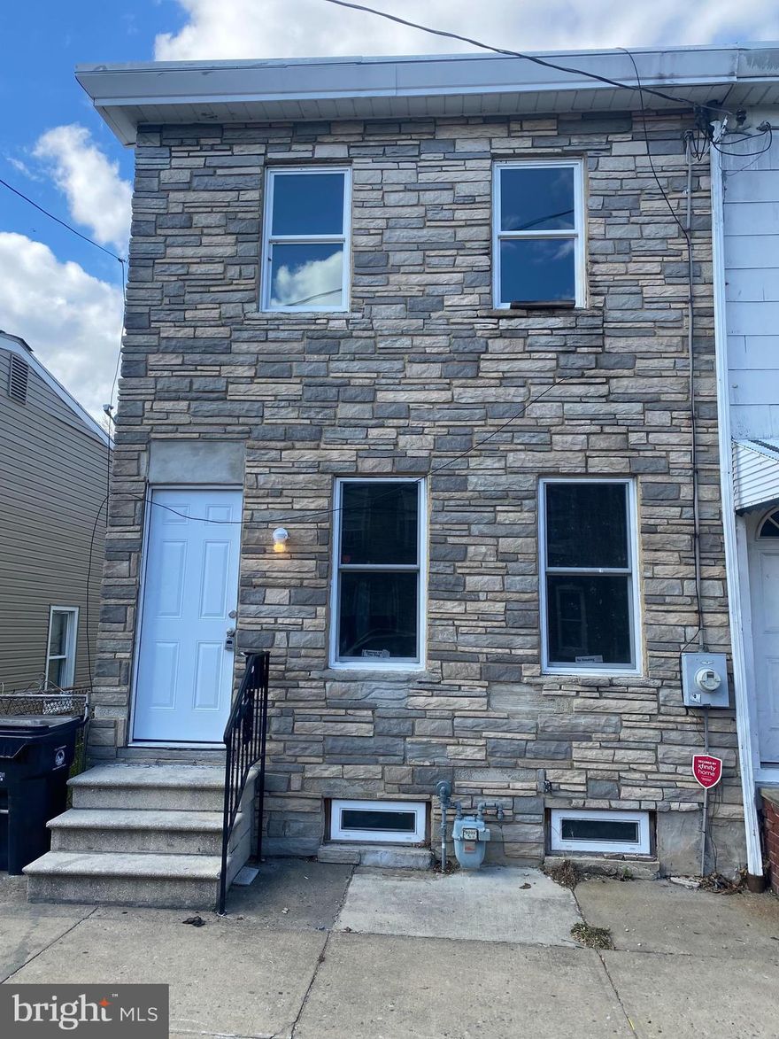 Owner just recented renovated this charming two bedroom home.  Hardwood flooring on the first floor, carpet in bedrooms, updated kitchen with new appliances and gas forced air heat make this one to put on your floor to see.  Easy to view, located in Browntown this home is ready for you !!!!!