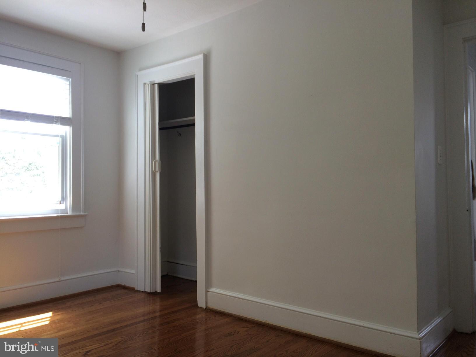 TEMPLE PARK - Residential Lease