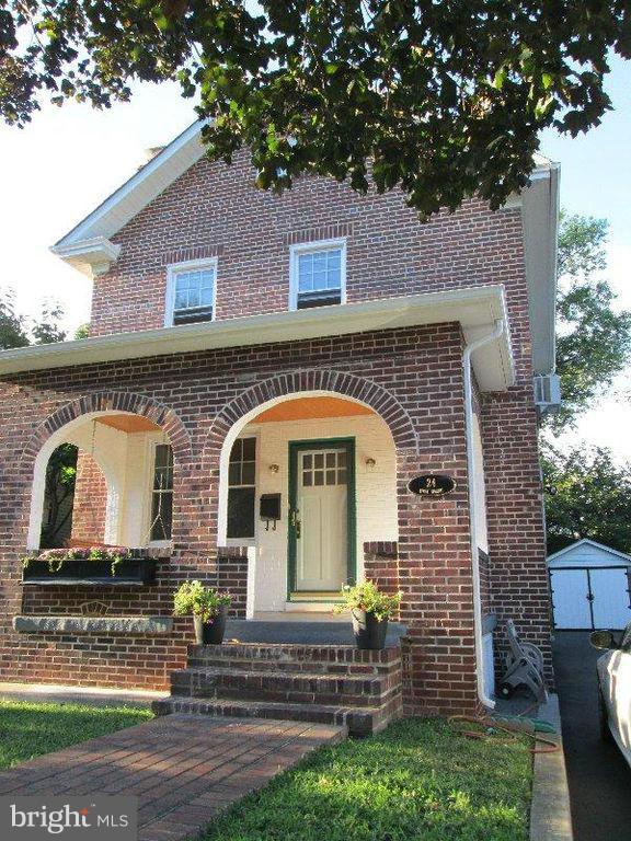 TEMPLE PARK - Residential Lease