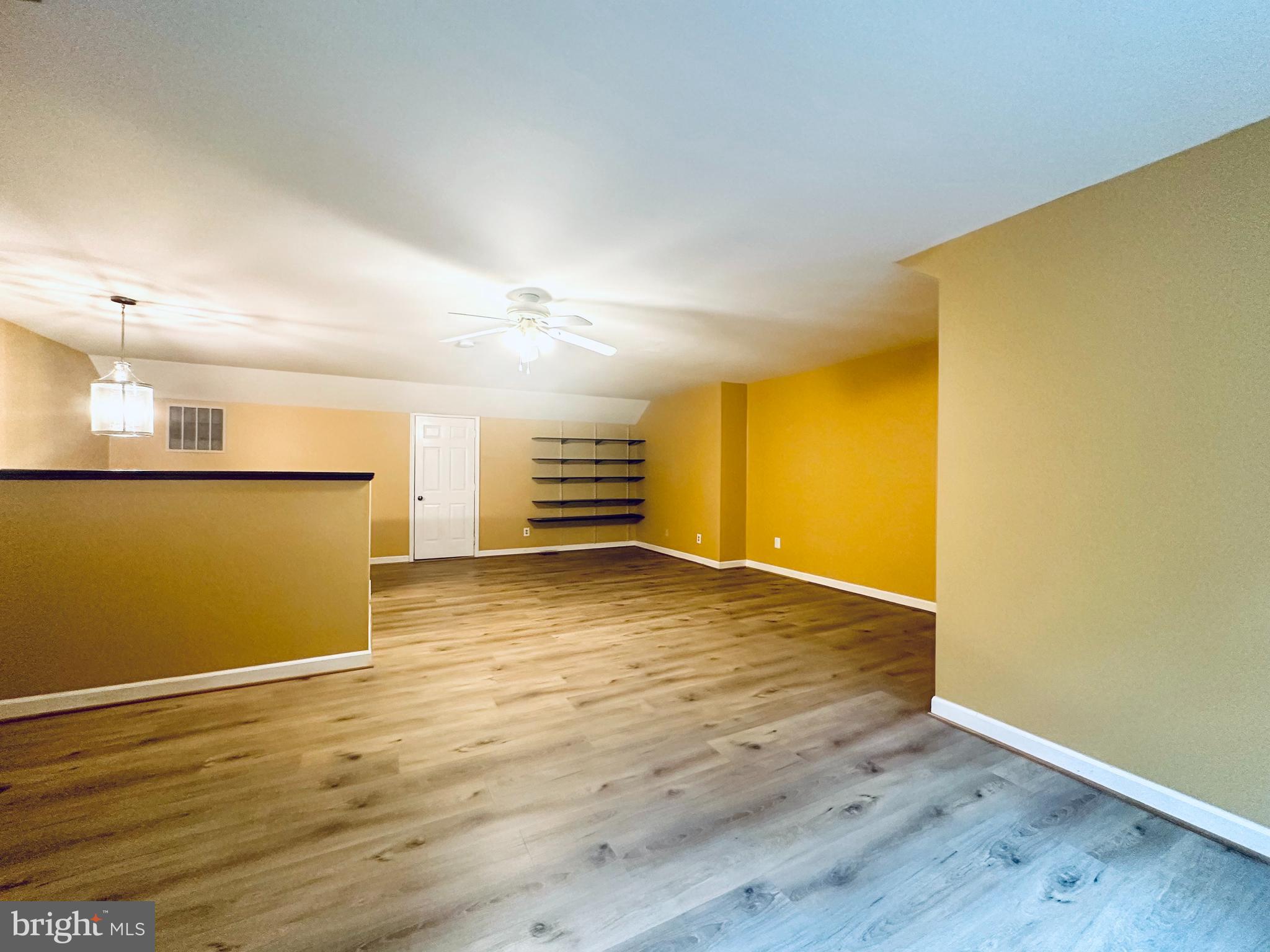 LANDMARK MEWS - Residential Lease