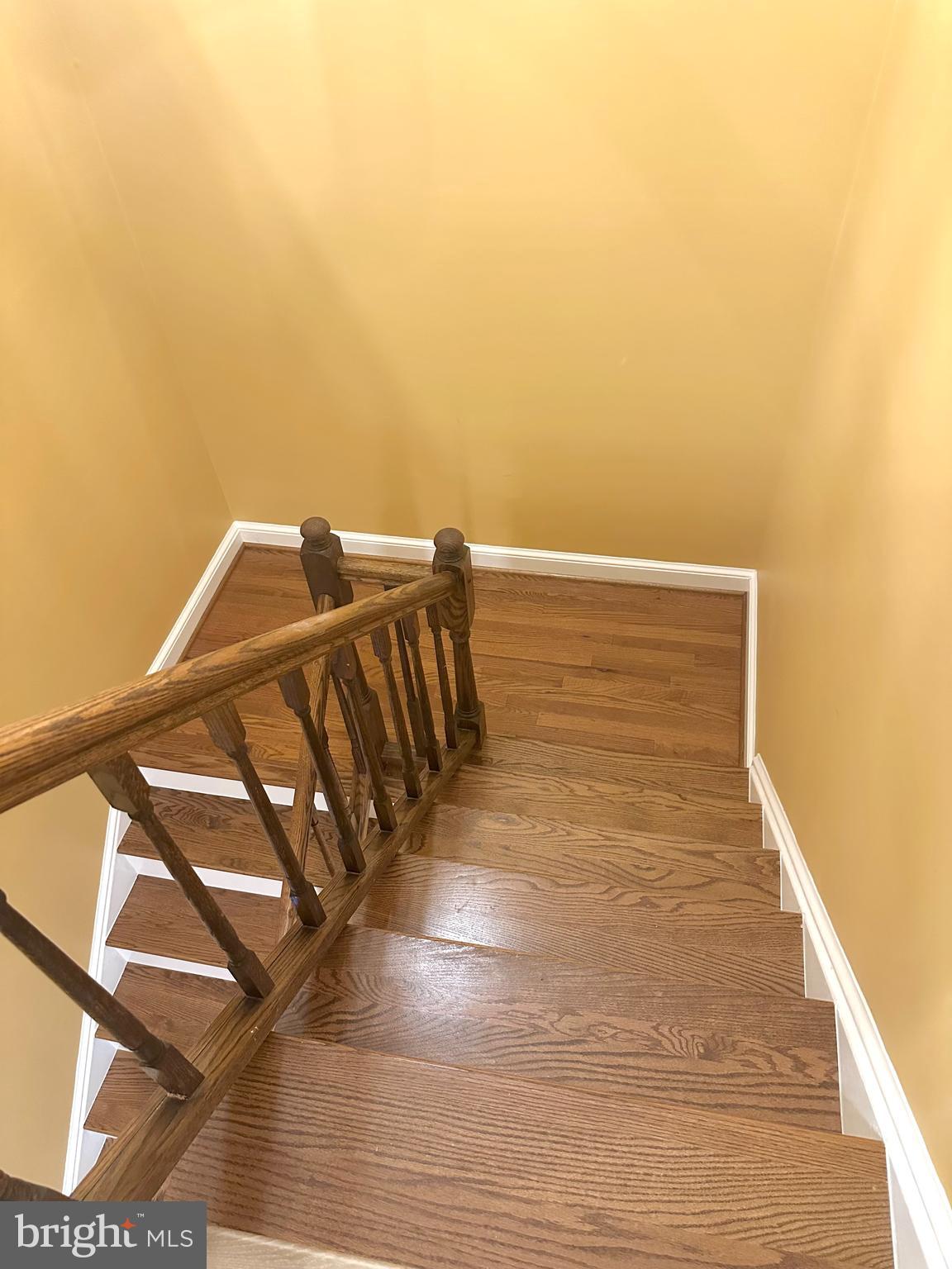 LANDMARK MEWS - Residential Lease