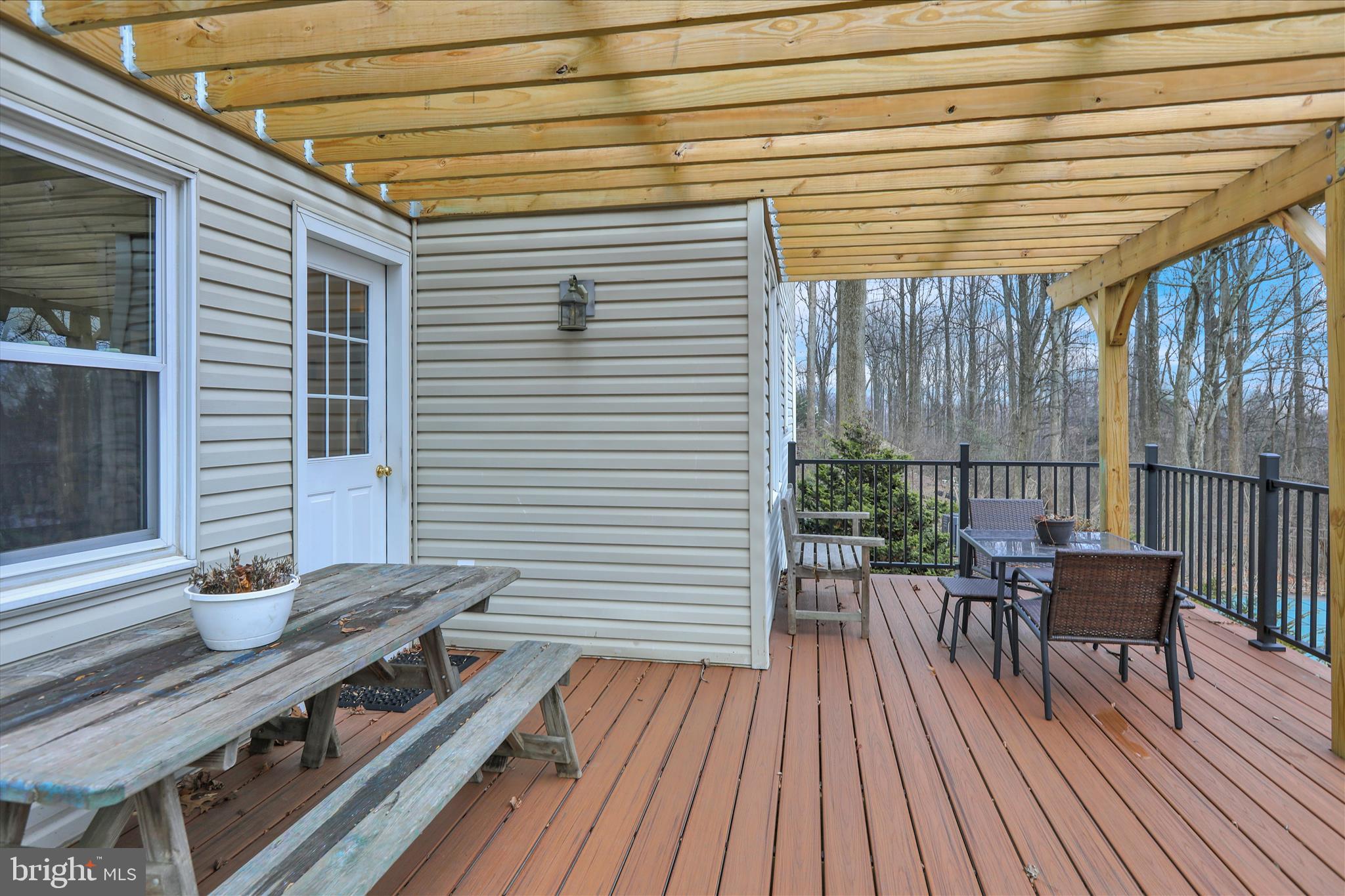 CHINKAPIN OAKS - Residential