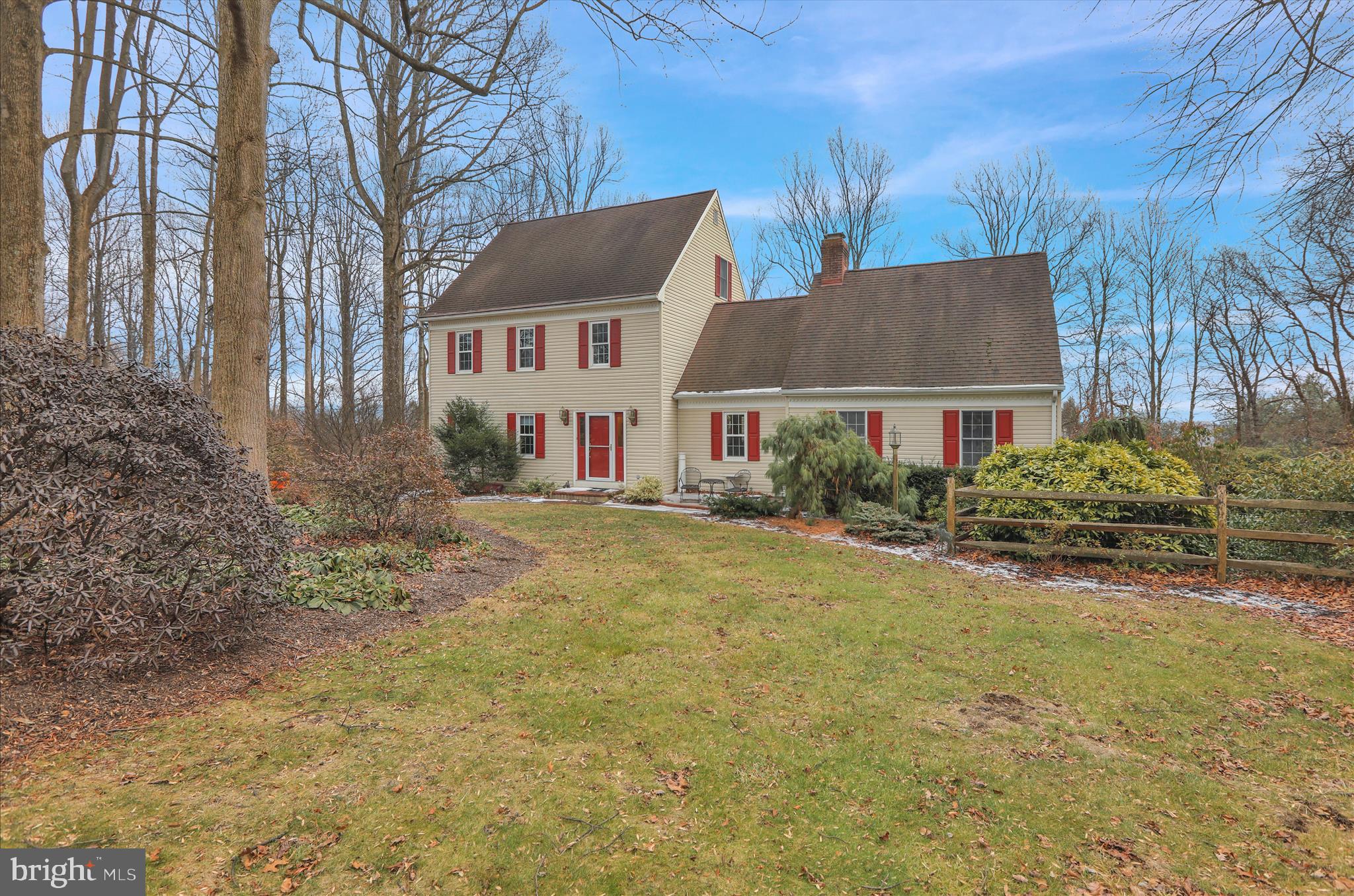 CHINKAPIN OAKS - Residential