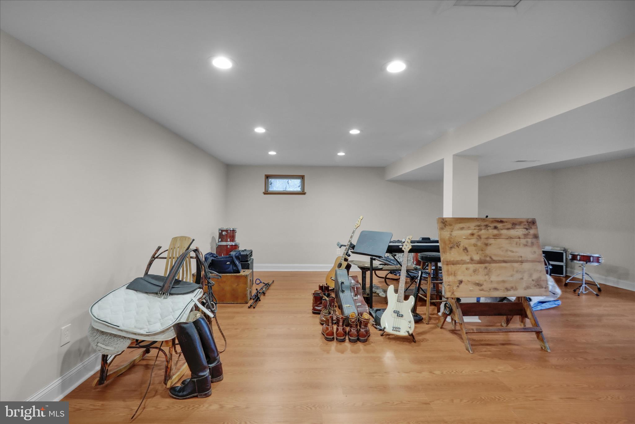 CHINKAPIN OAKS - Residential