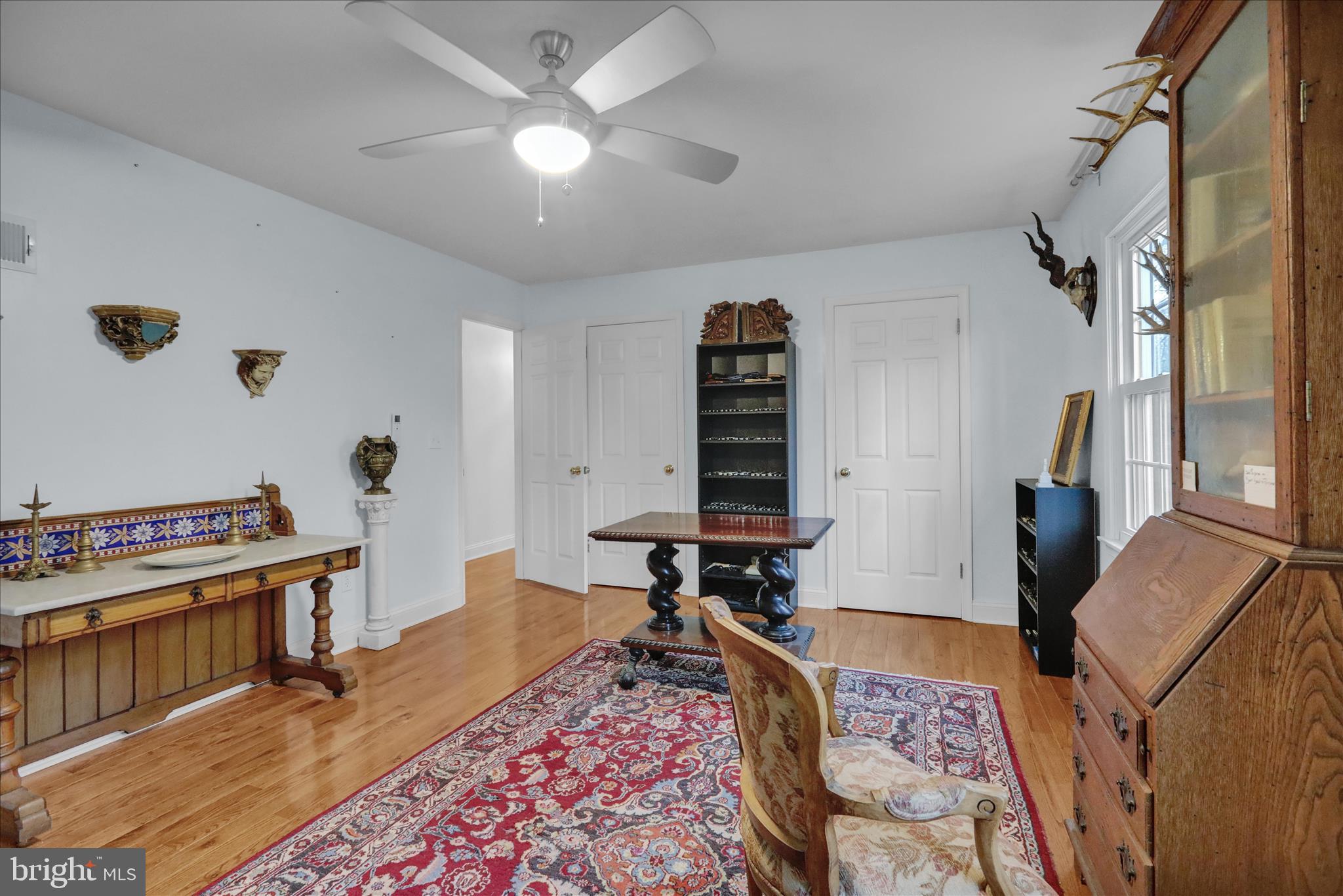 CHINKAPIN OAKS - Residential