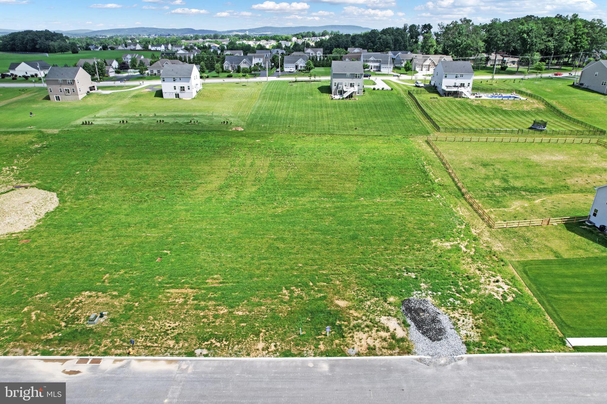 HIGH POINTE SOUTH - Residential