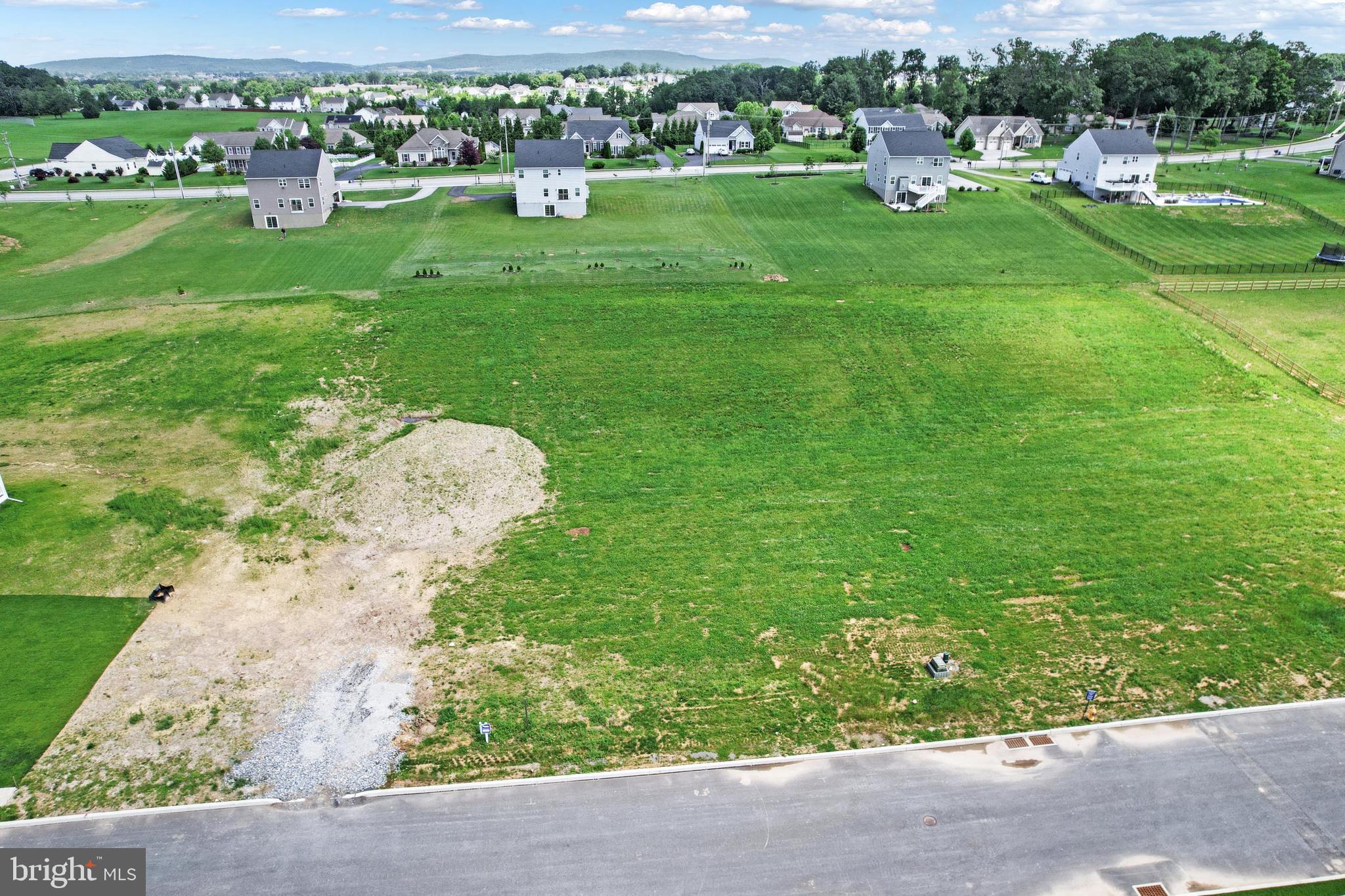 HIGH POINTE SOUTH - Residential